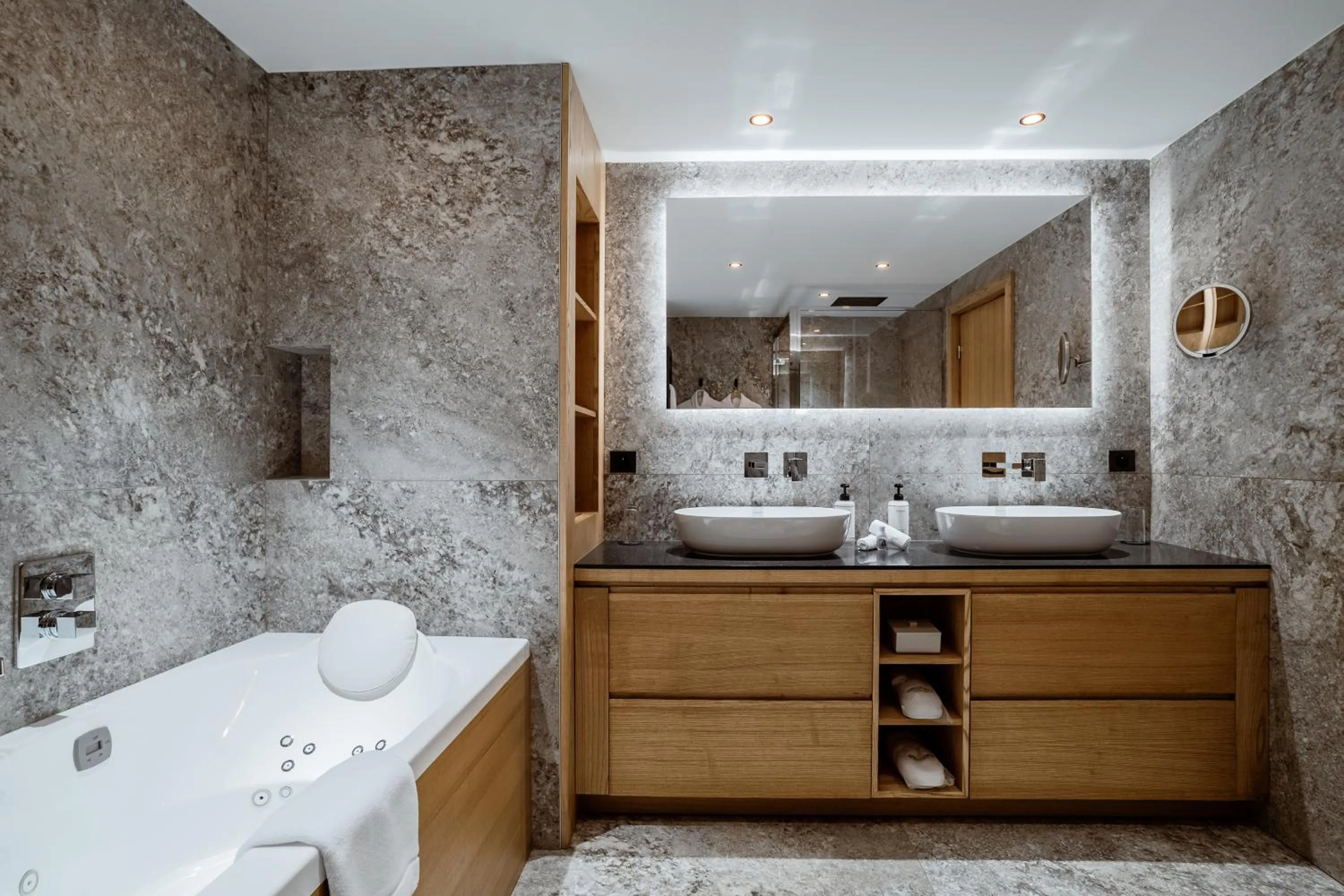 Bathroom in Hotel Annapurna