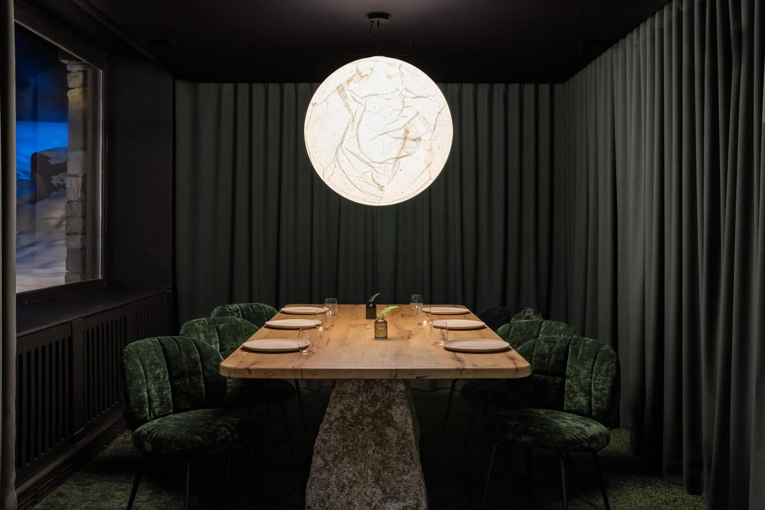 Restaurant/places to eat in Hotel Annapurna