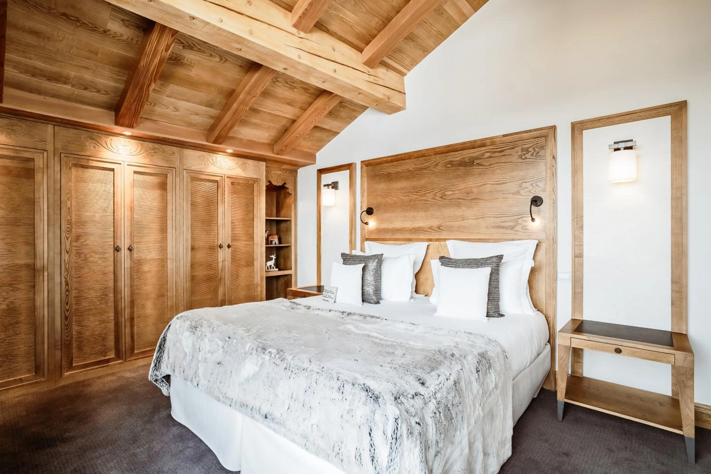 Bedroom, Bed in Hotel Annapurna