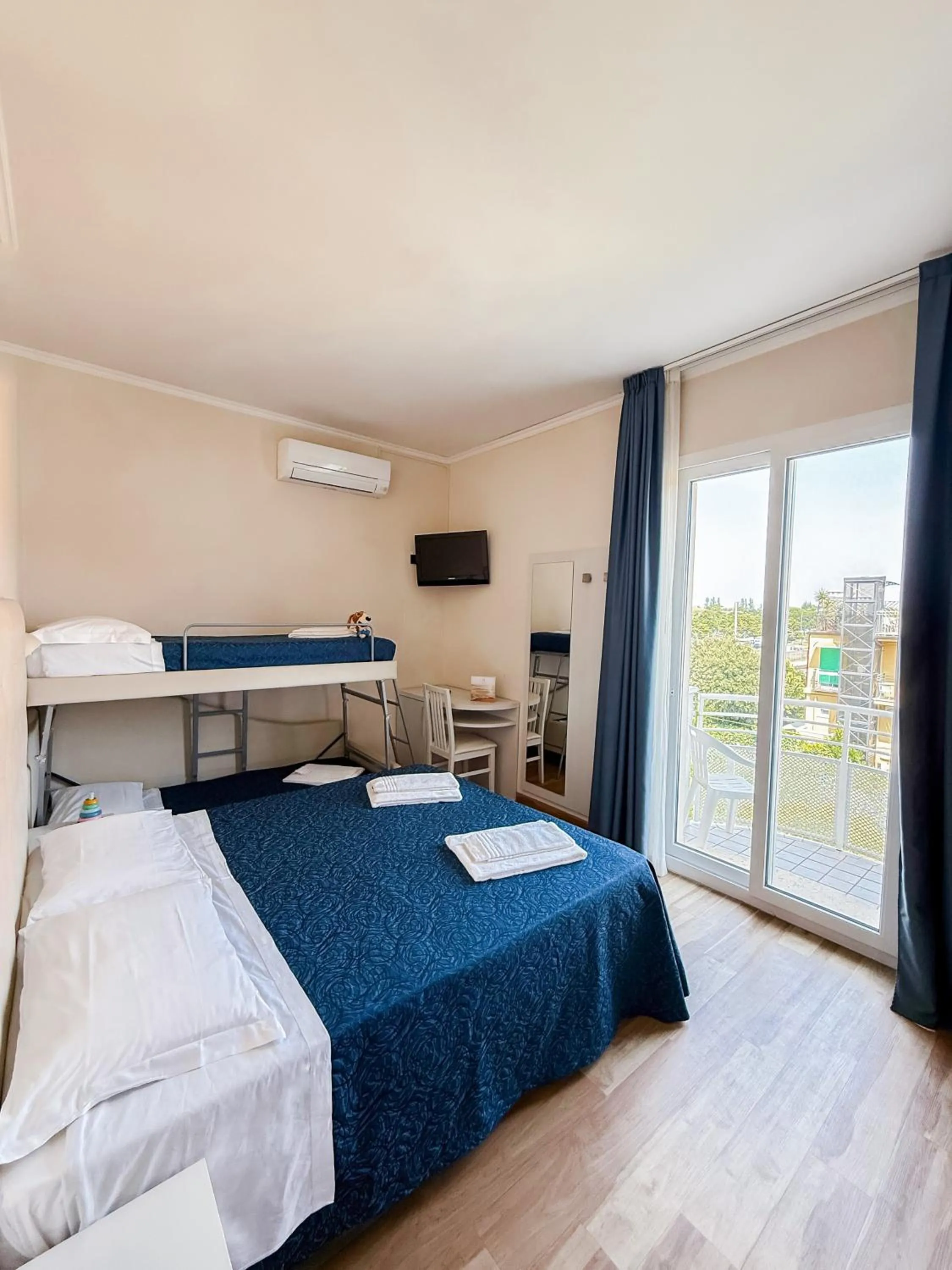 Bed in Hotel Bella Igea