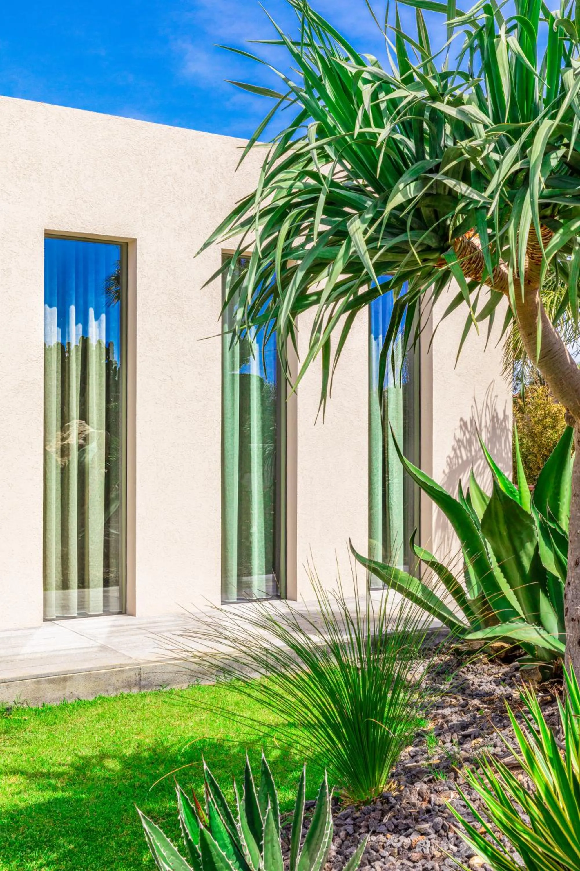 Property building in Minareto