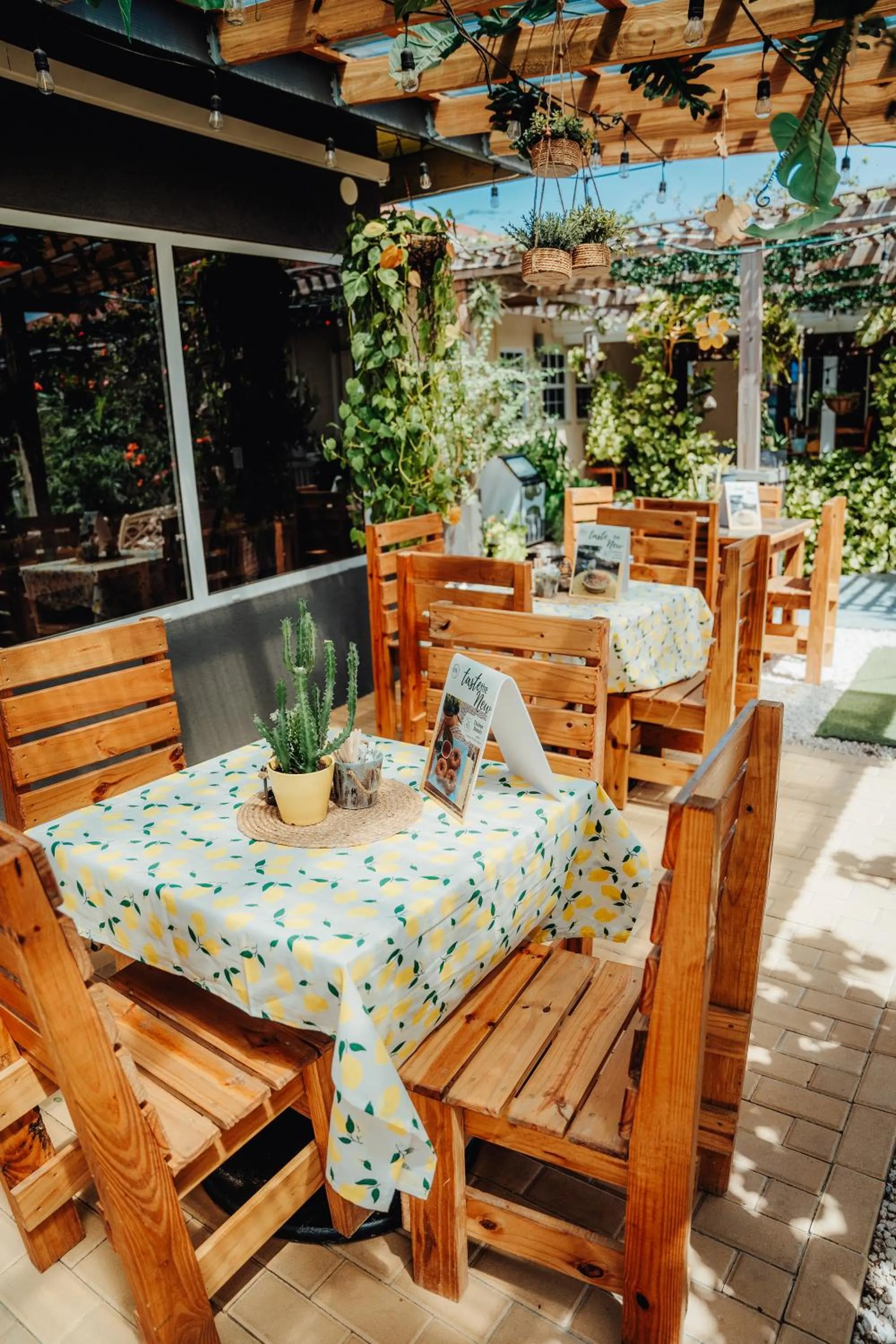 Restaurant/places to eat in Hotel RH Boutique Aruba