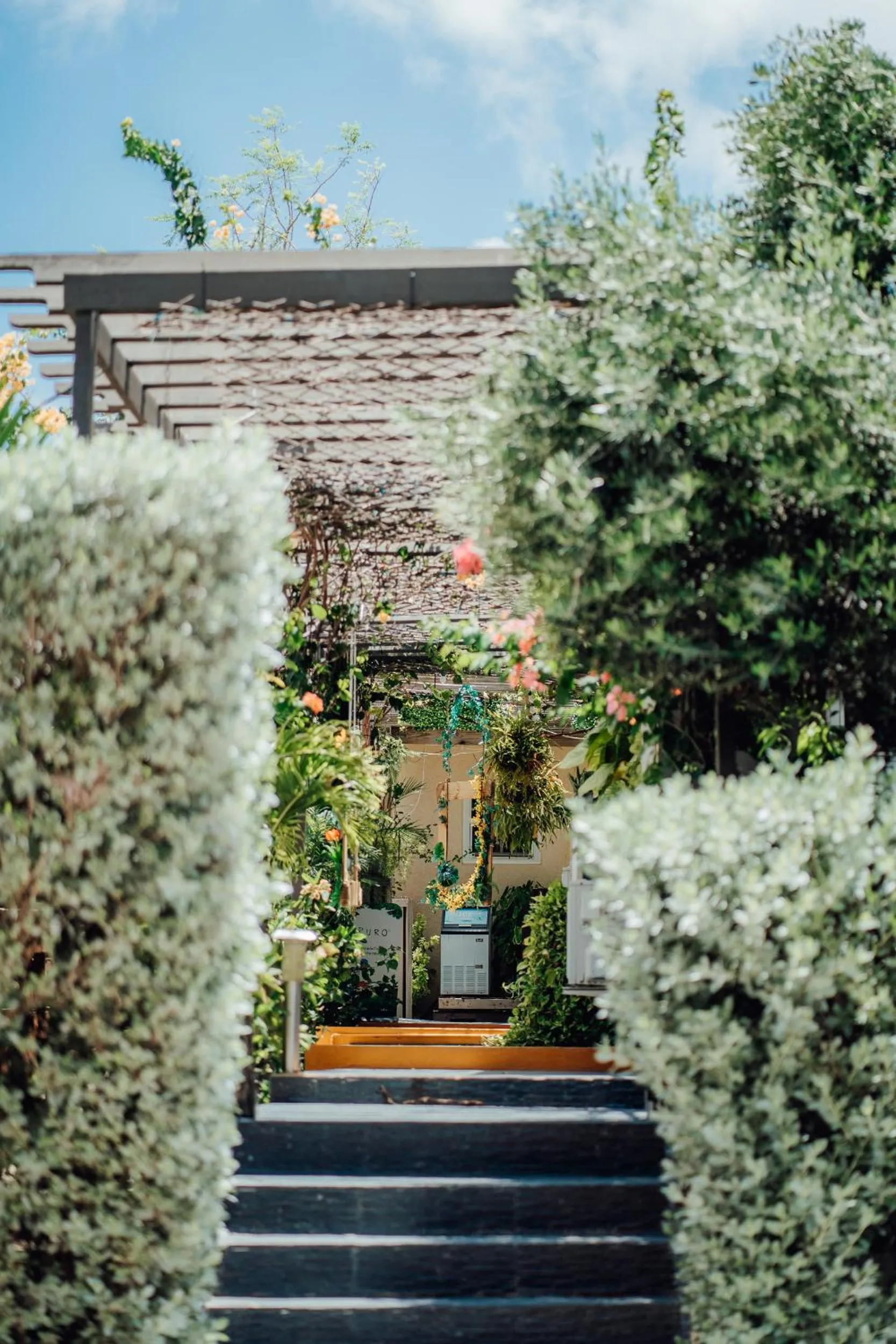 Property building in Hotel RH Boutique Aruba