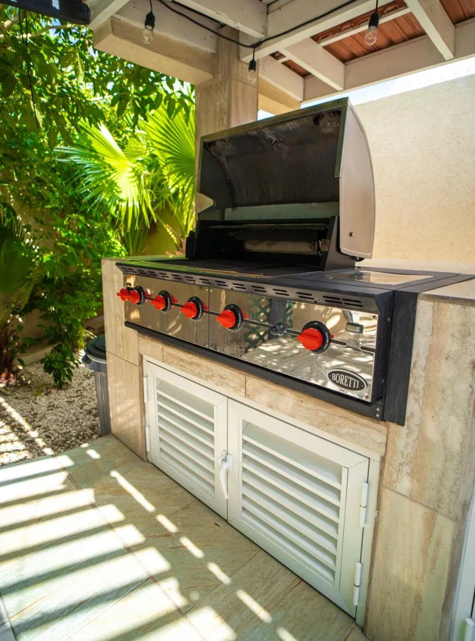 BBQ facilities in Hotel RH Boutique Aruba