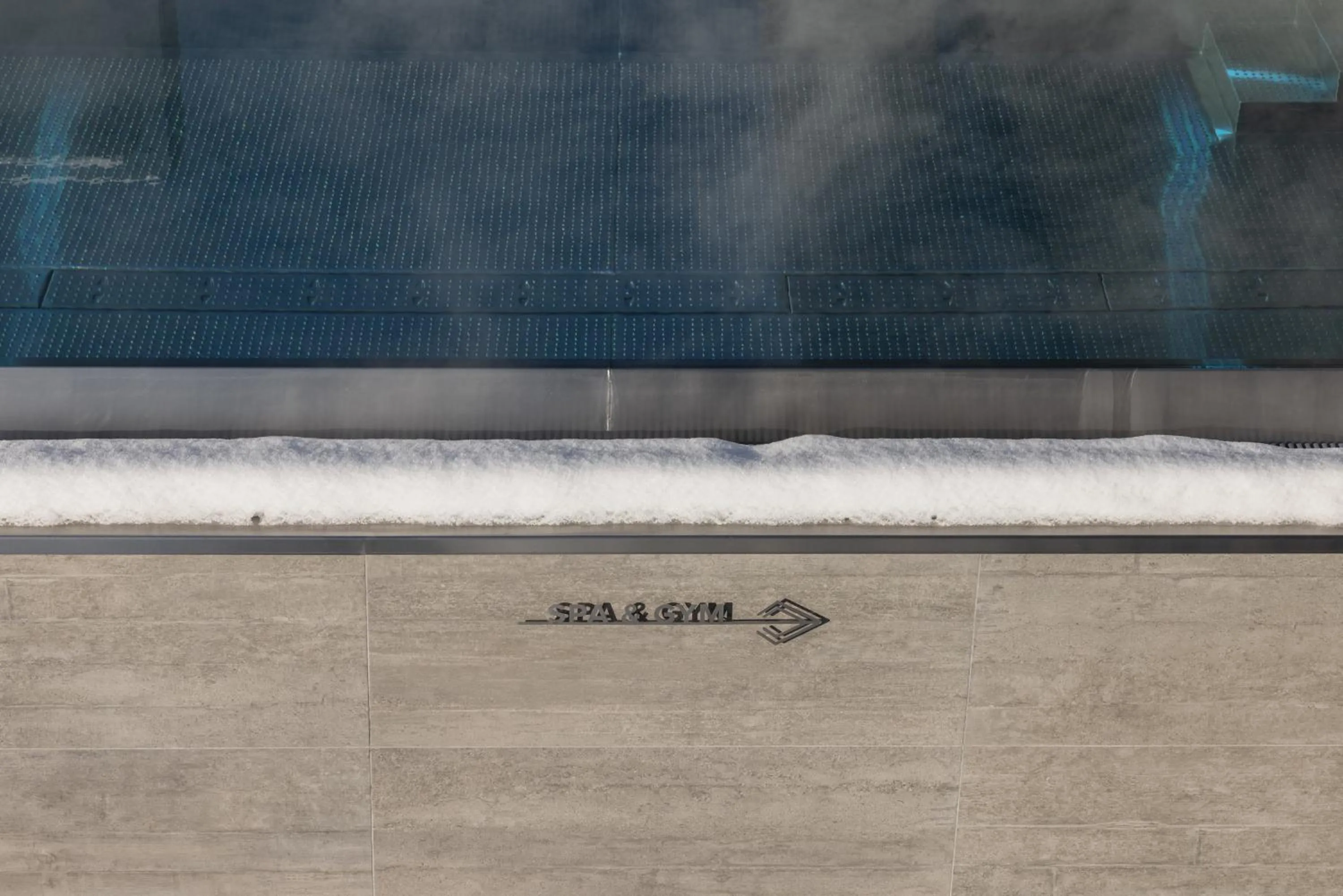 Swimming pool in GOING TRIPLE A apartments WEST