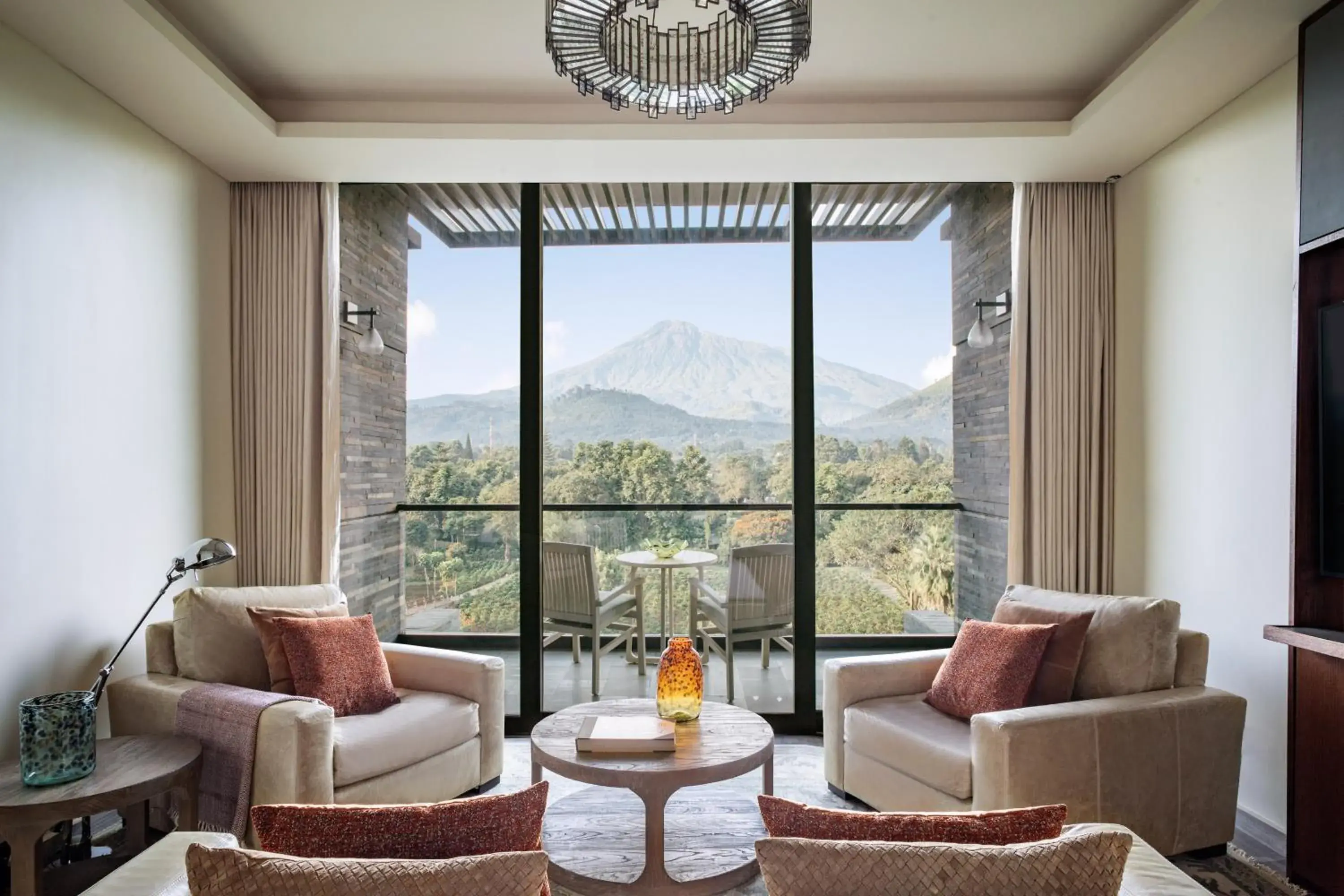 Red Level Grand Suite - single occupancy in Gran Melia Arusha Red Level Grand Suite - single occupancy in Gran Melia Arusha