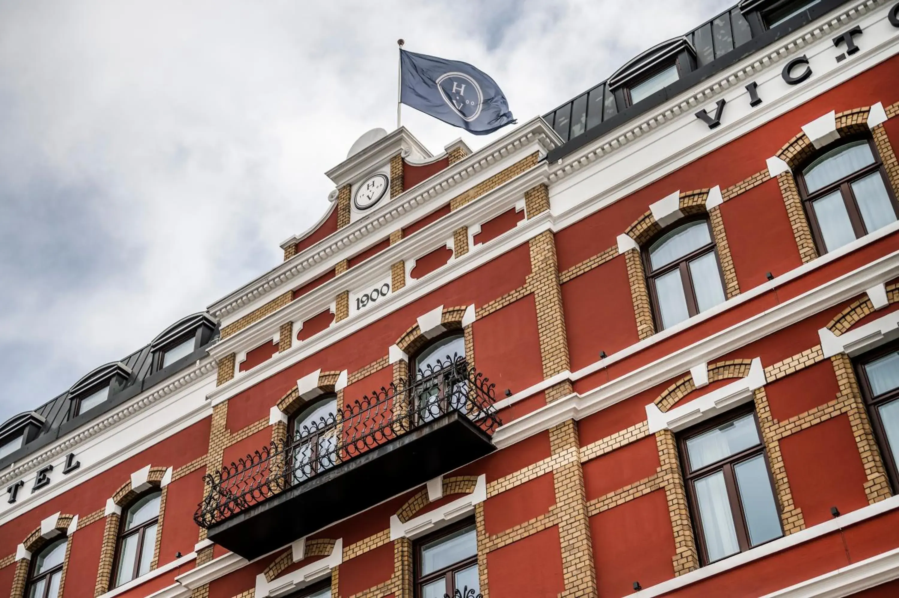 Property building in Hotel Victoria Property building in Hotel Victoria