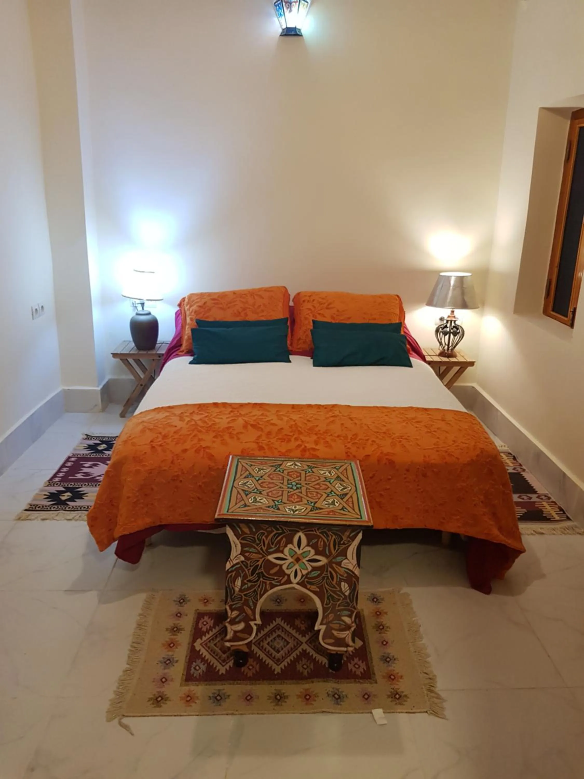 Bed in Riad AlKATIB Meknès