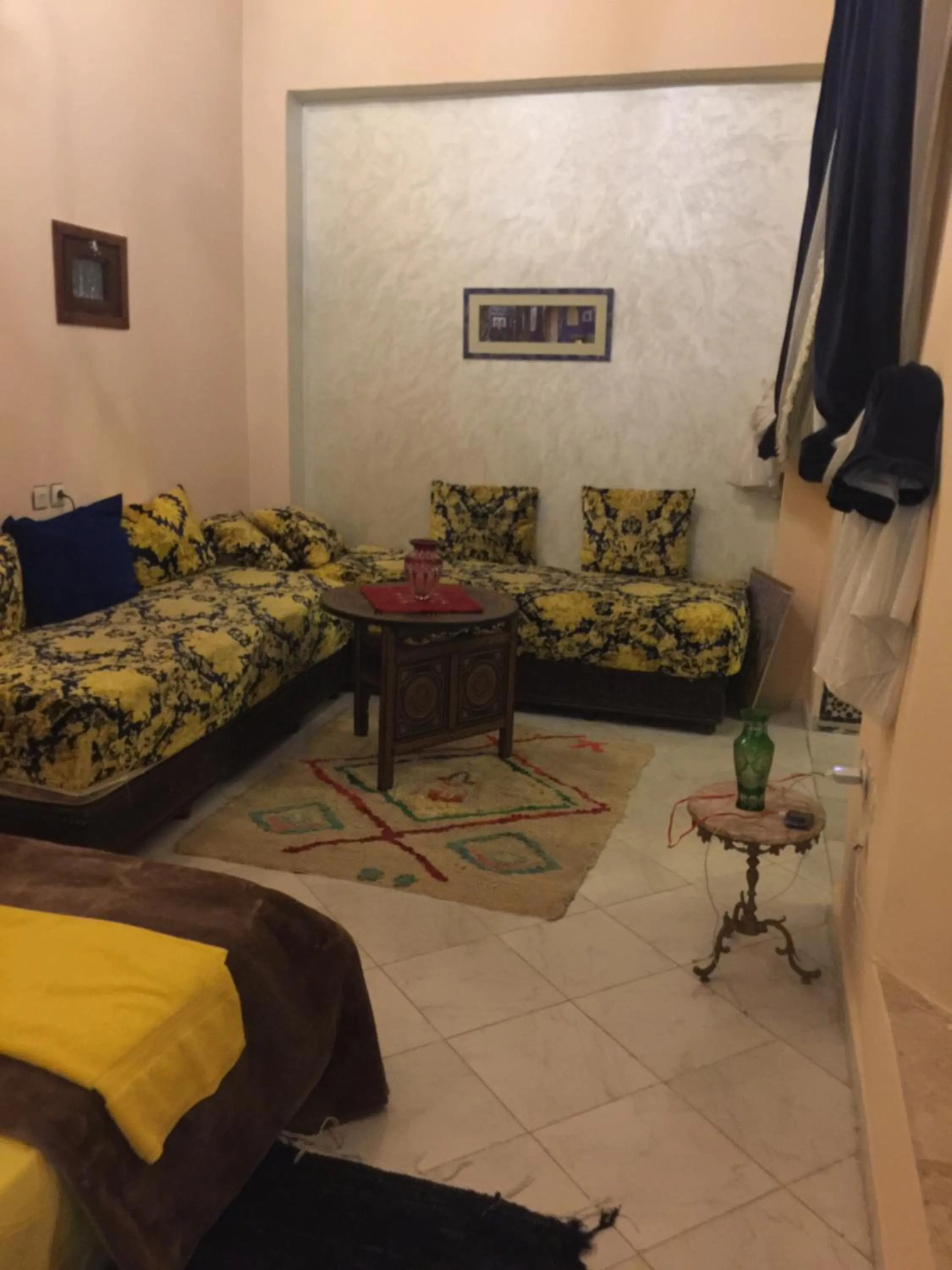 Bed in Riad AlKATIB Meknès