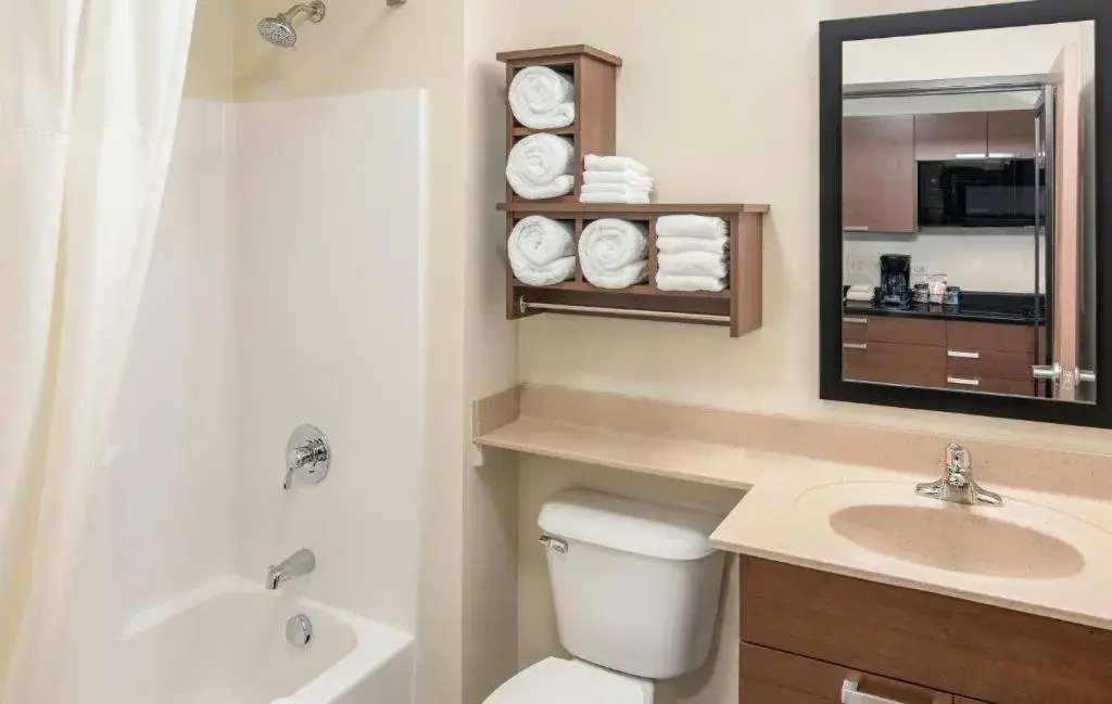 Single King View in My Place Hotel-Kalispell, MT Single King View in My Place Hotel-Kalispell, MT