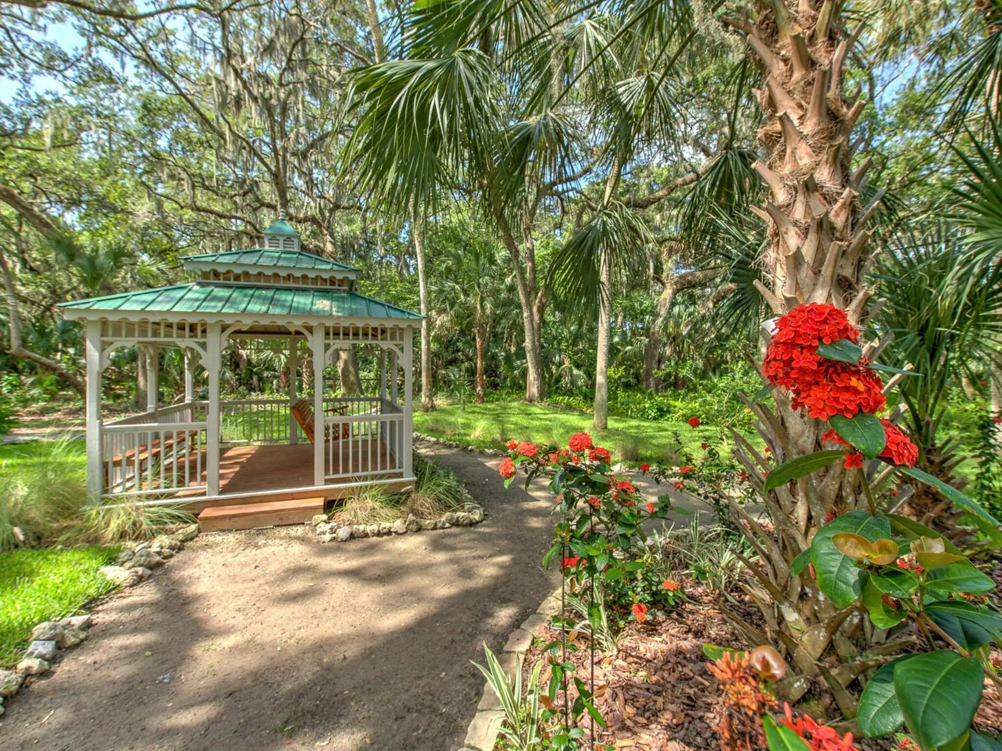 Day in Riverbend Retreat Fla