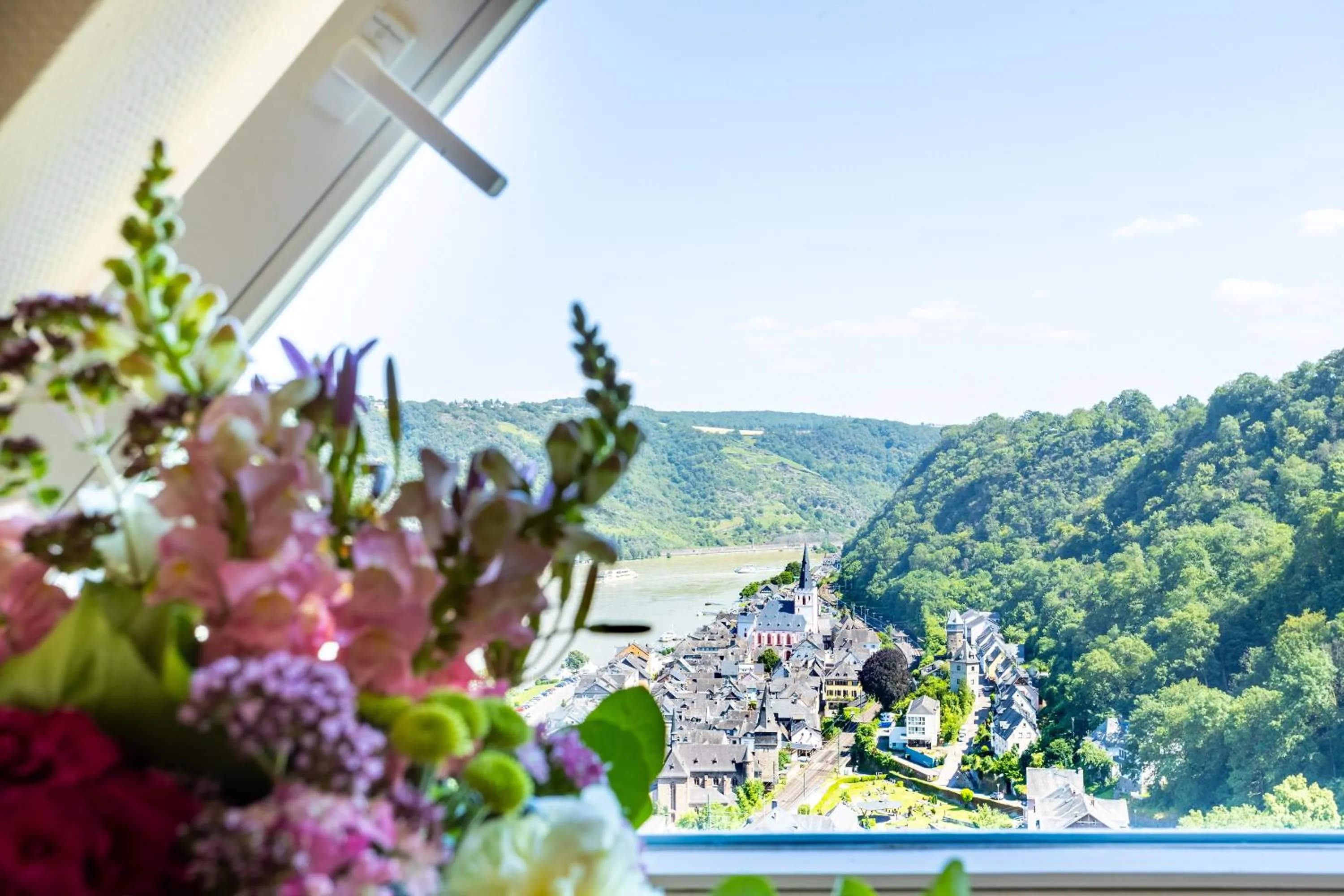 Property building in Hotel Schloss Rheinfels