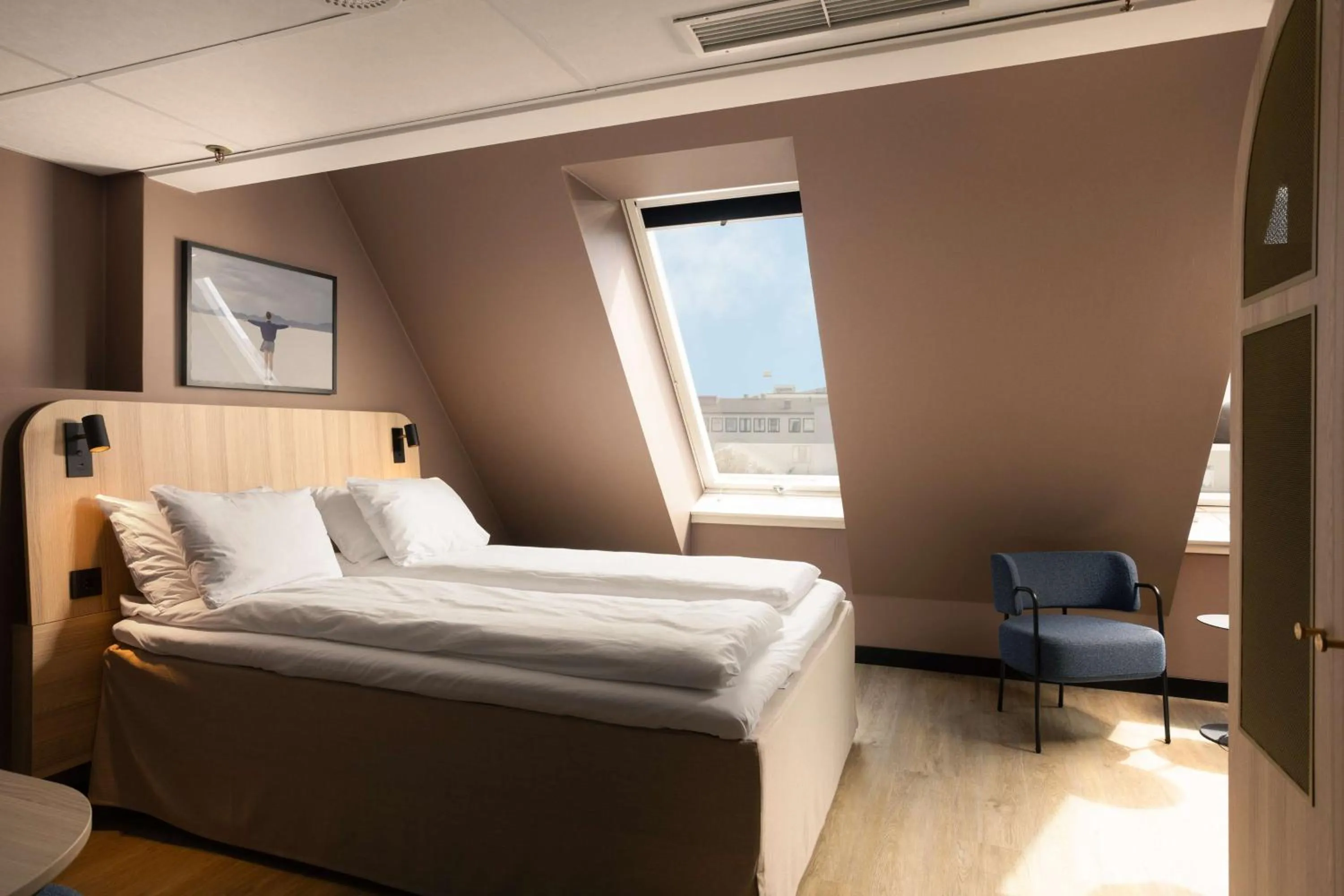 Bedroom, Bed in Scandic Victoria Oslo