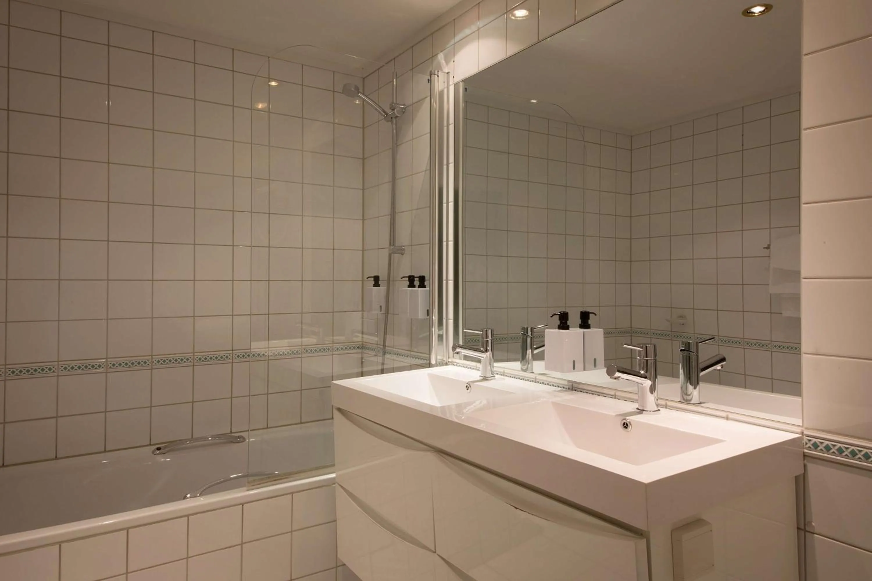 Bedroom in Scandic Victoria Oslo