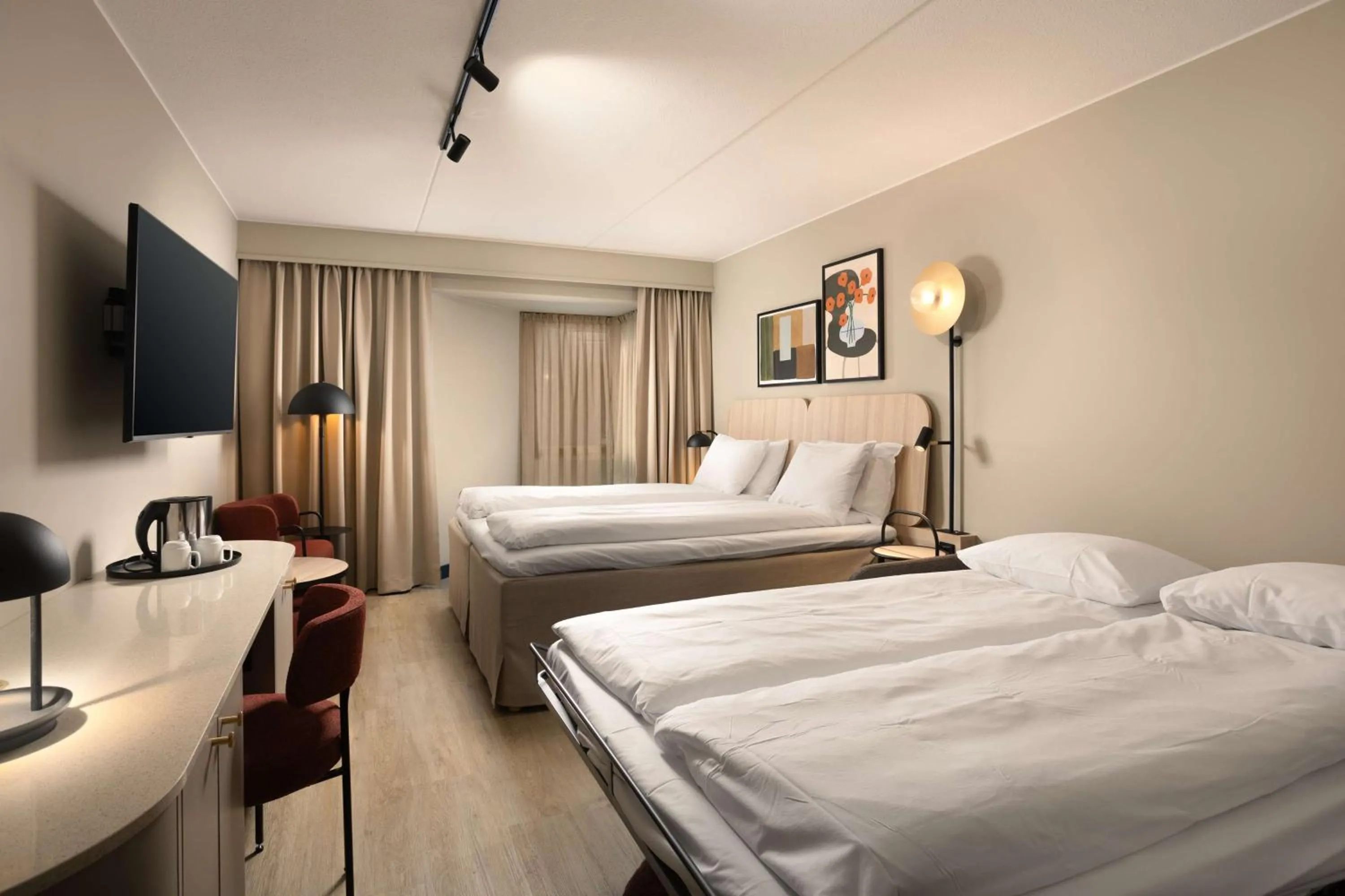 Bedroom, Bed in Scandic Victoria Oslo