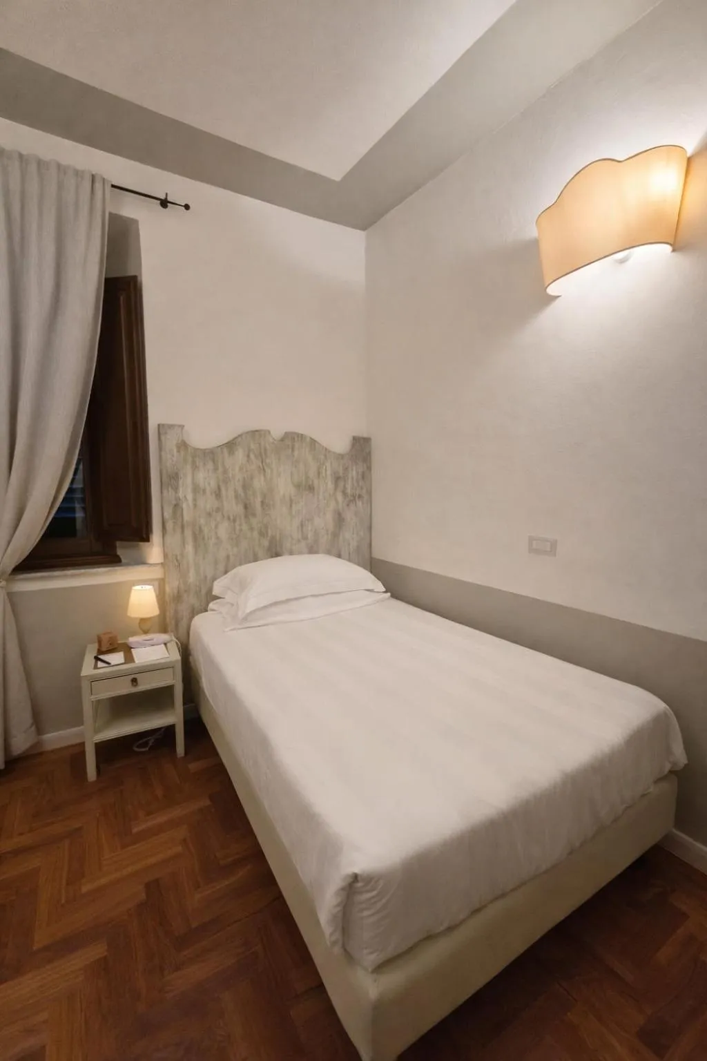 Bed in Albergo Le Terme