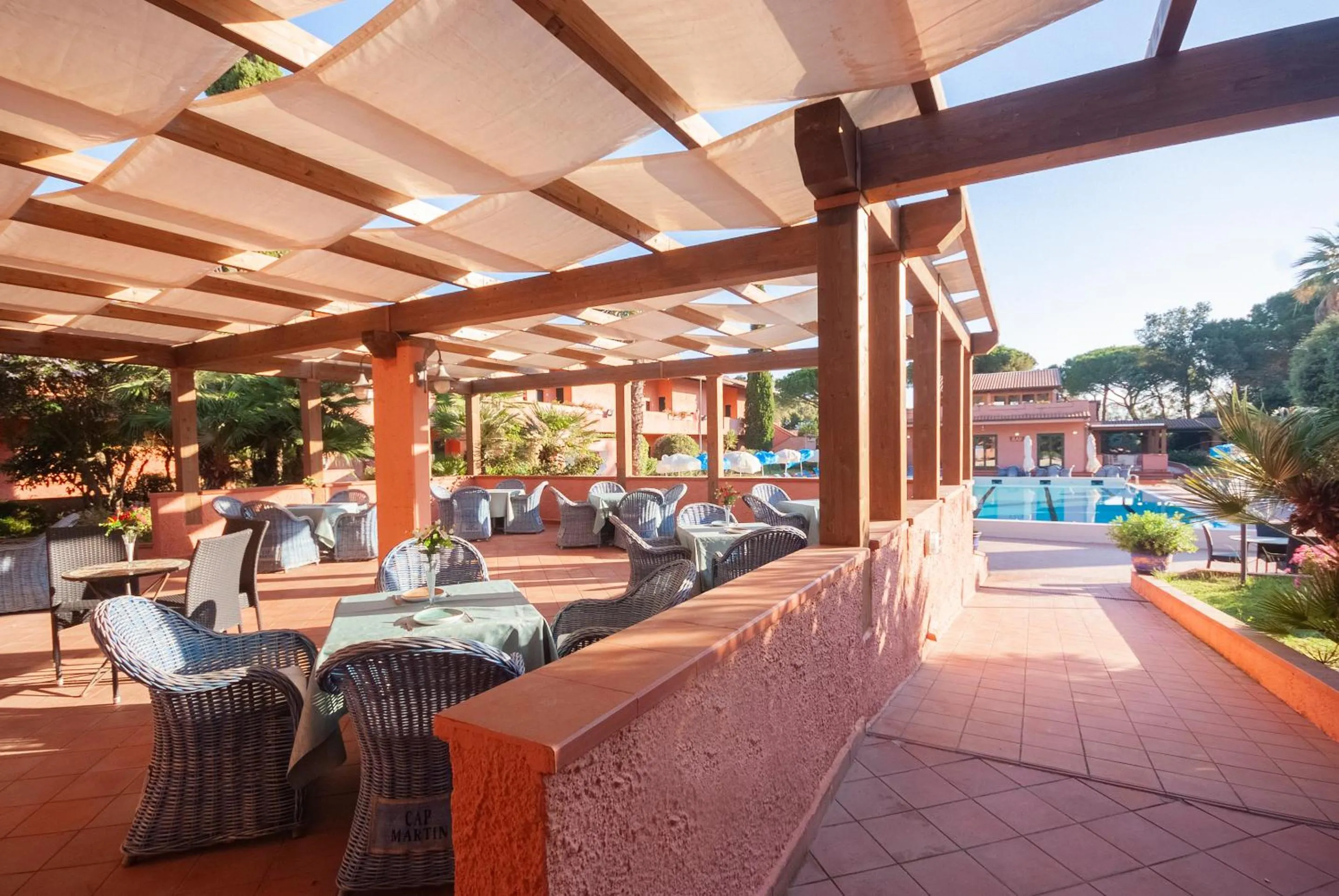 Patio in Hotel Residence Villa San Giovanni
