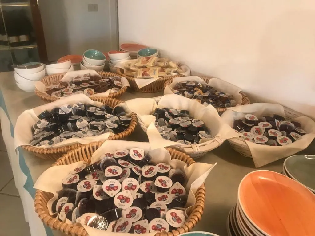 Buffet breakfast in Hotel Residence Villa San Giovanni