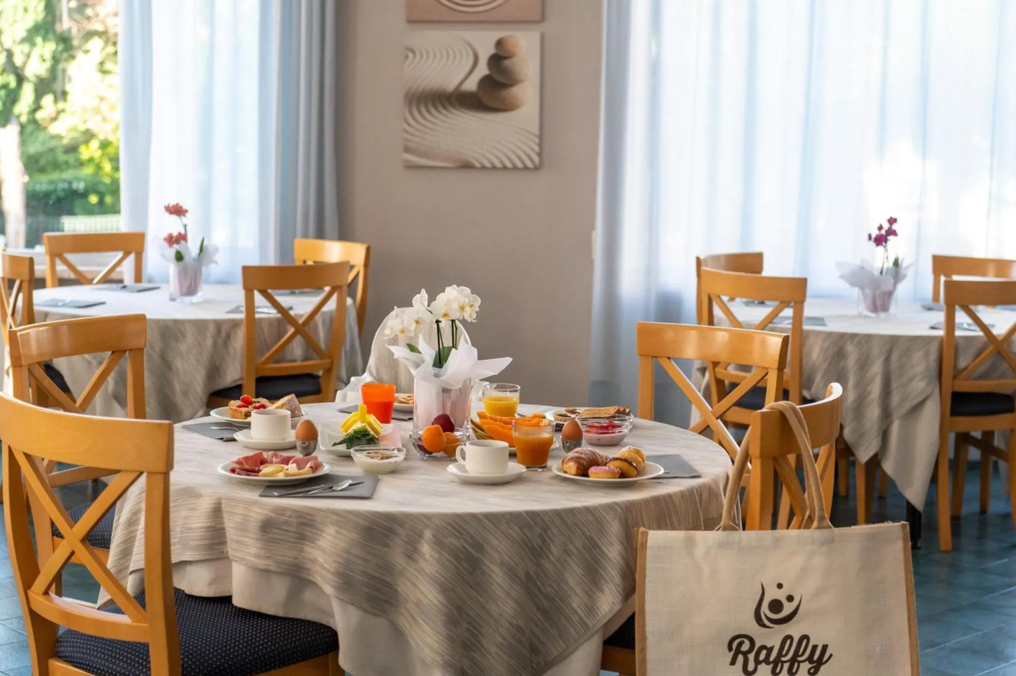 Breakfast in Raffy Family & Bike Hotel