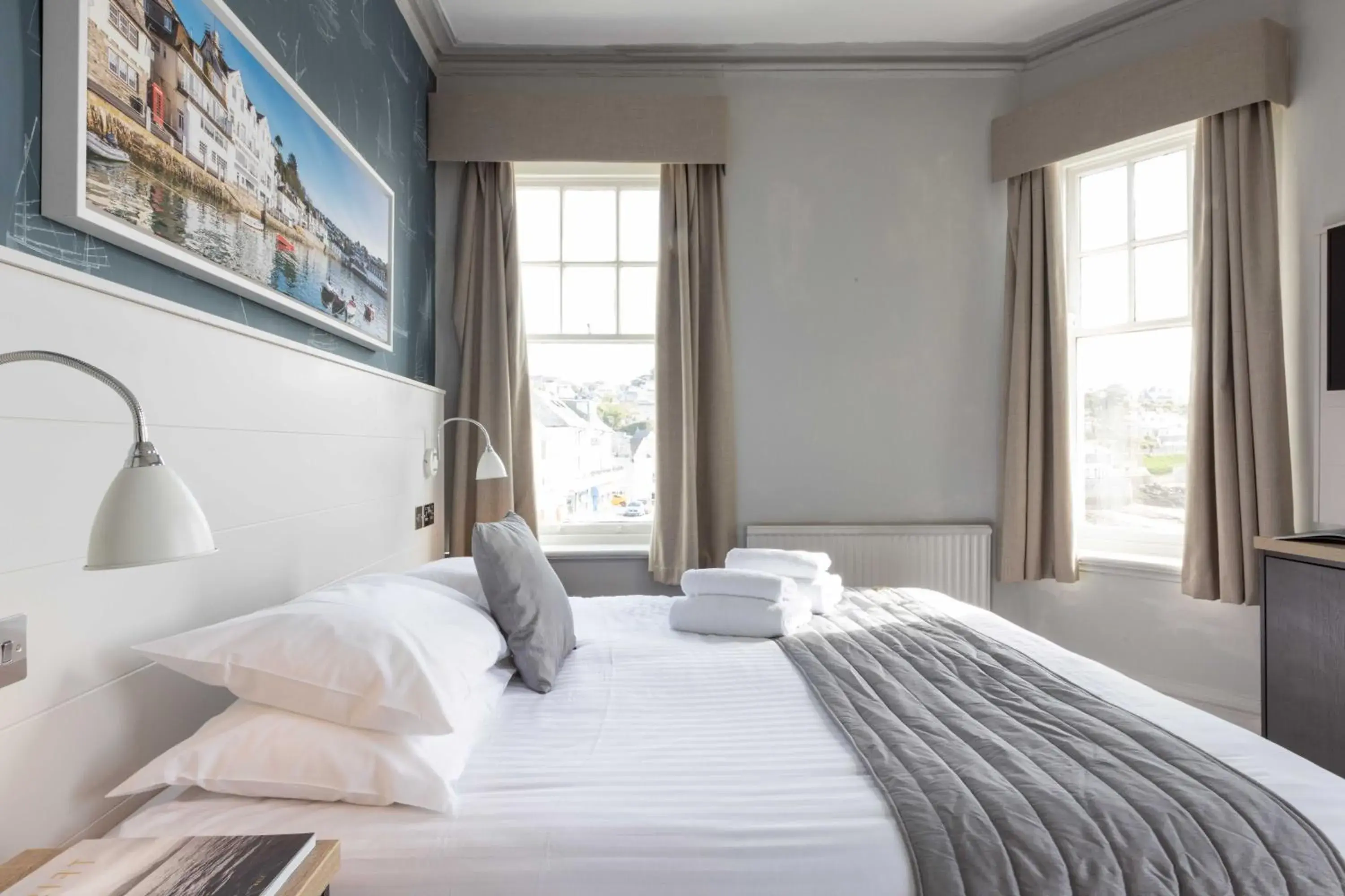 Bedroom, Bed in Ship and Castle Hotel Bedroom, Bed in Ship and Castle Hotel