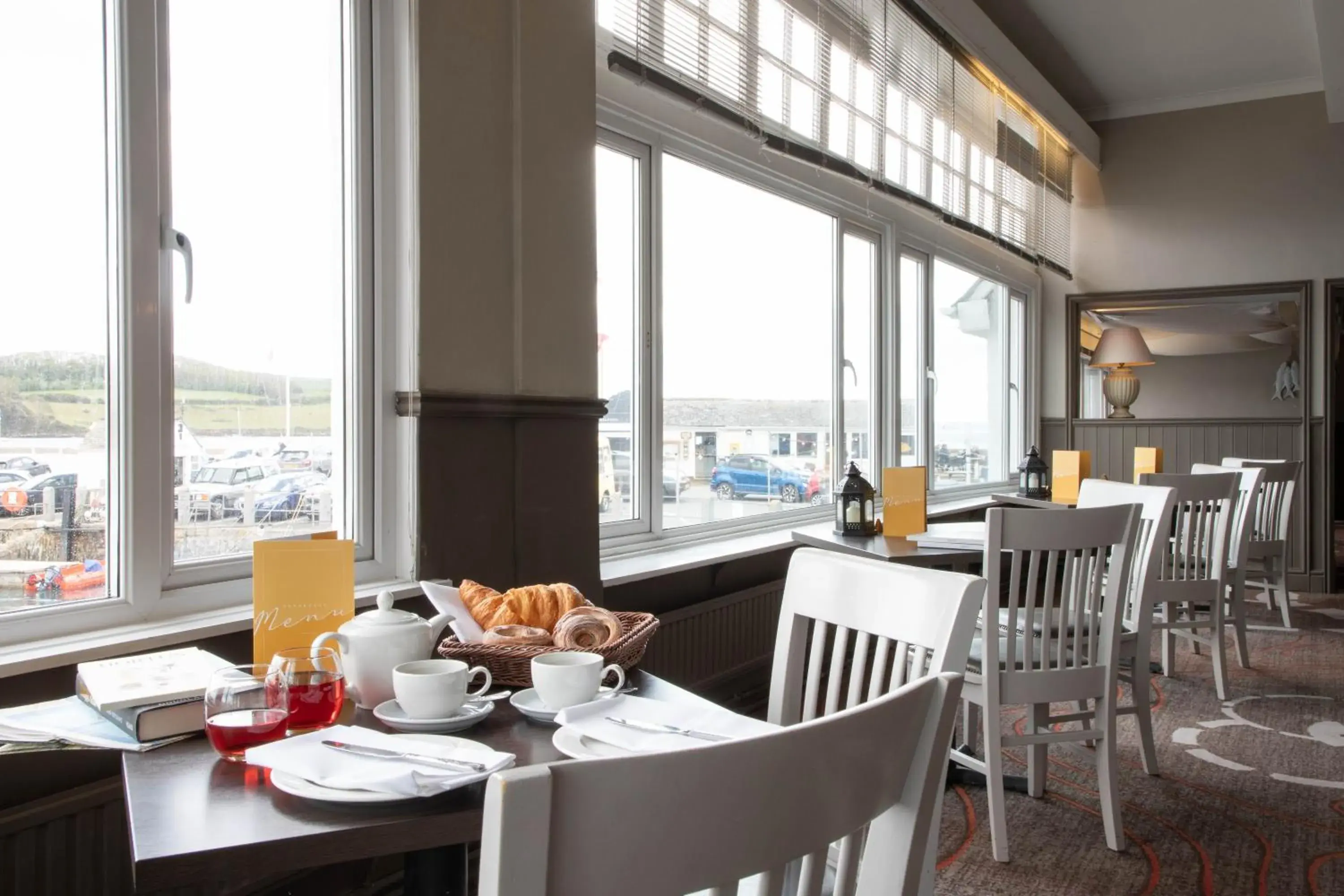 Restaurant/places to eat in Ship and Castle Hotel Restaurant/places to eat in Ship and Castle Hotel