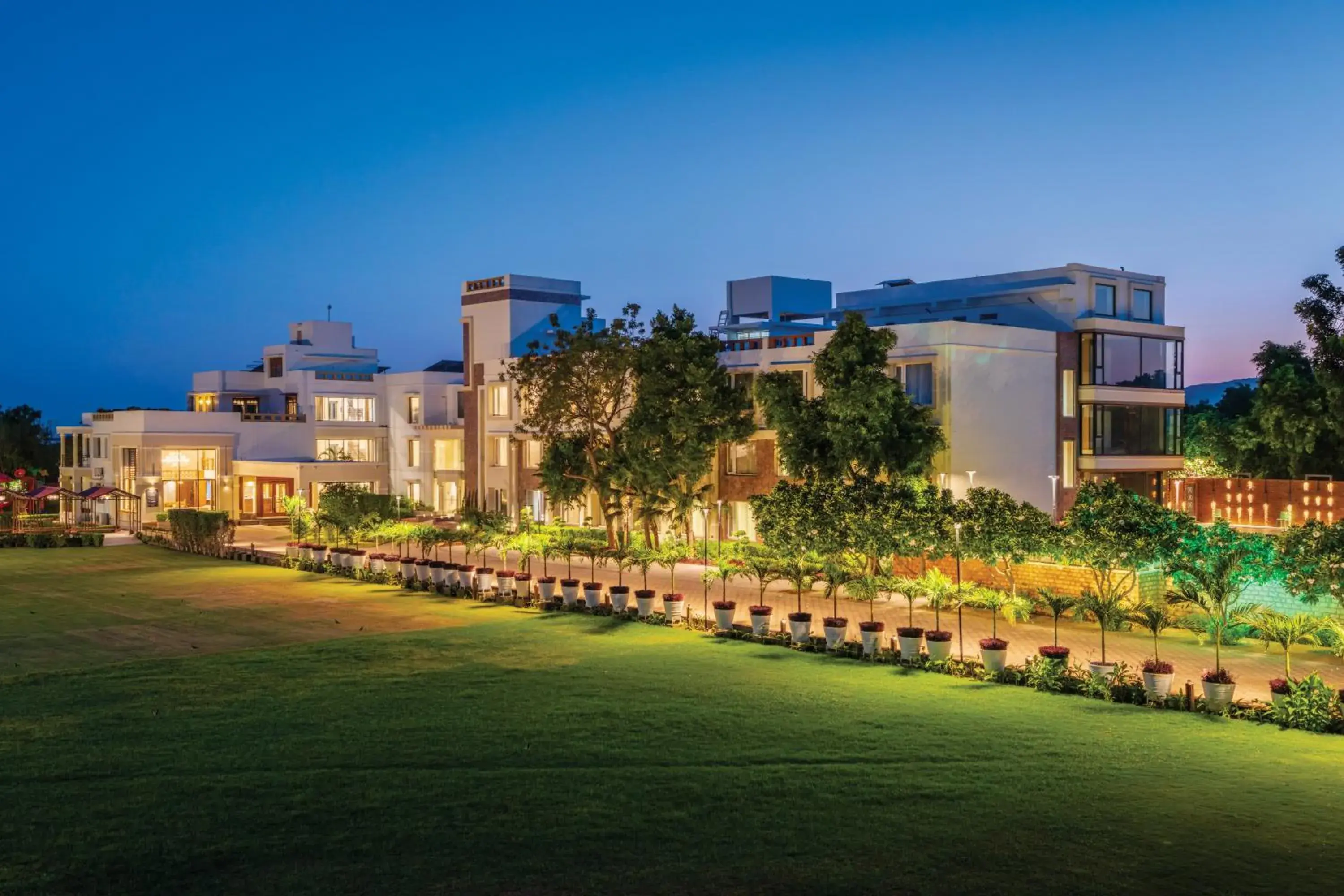 Lariya Resort Lariya Resort