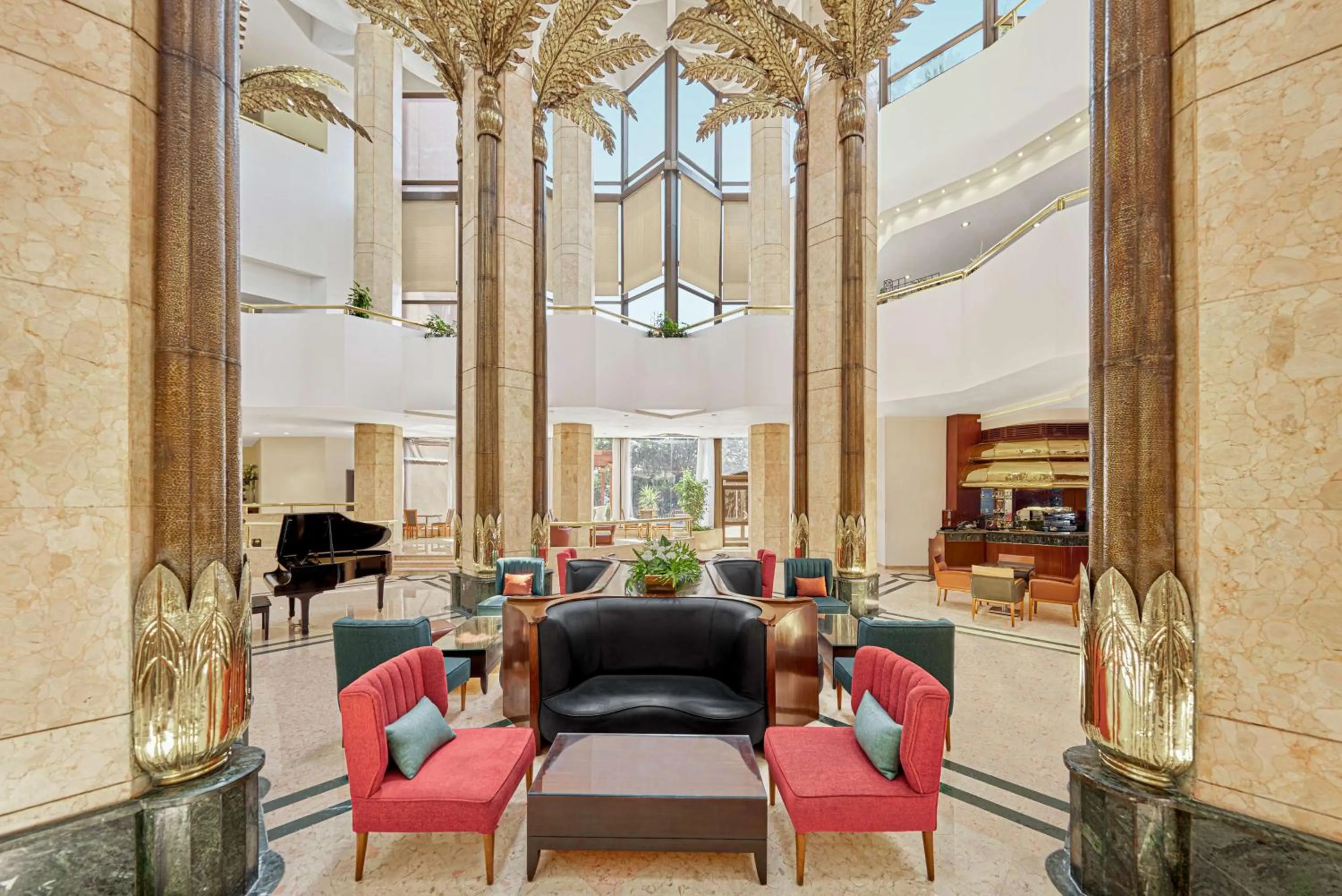 Restaurant/places to eat in Ramses Hilton Hotel & Casino