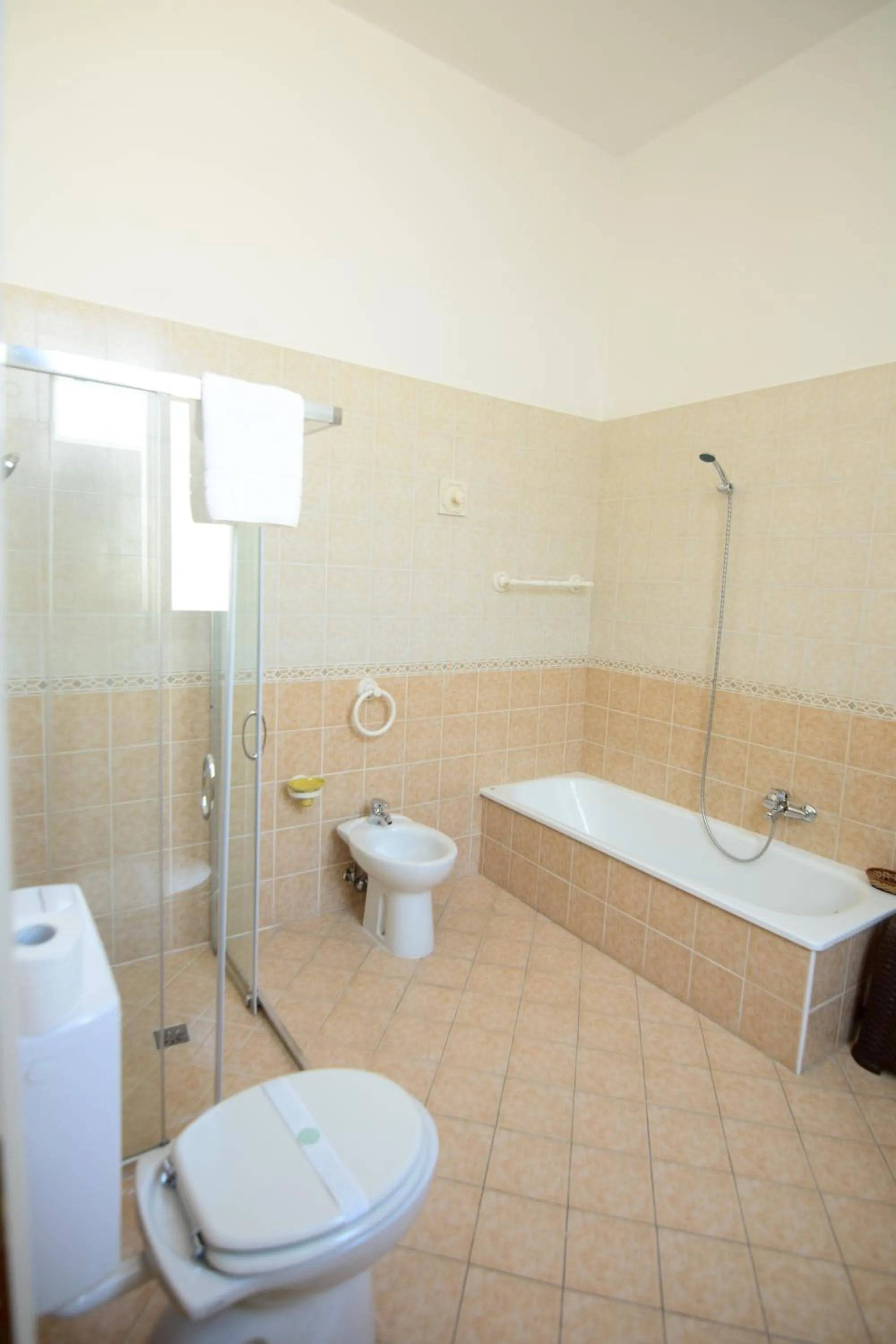 Bathroom in Villa Gelsomino Garden