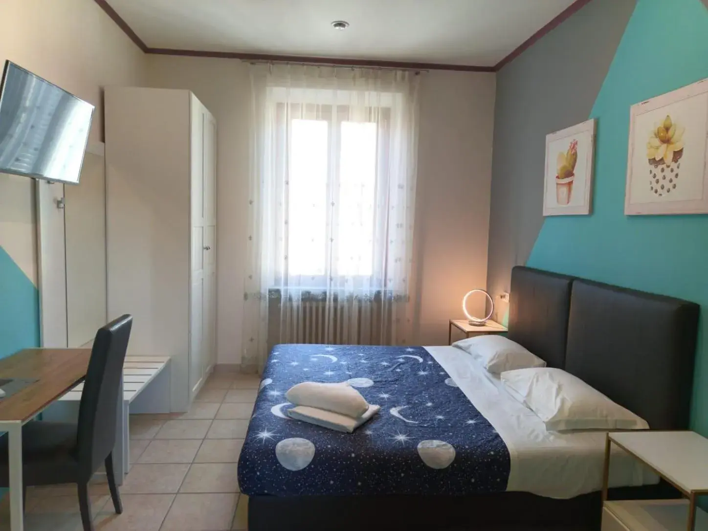 Double or Twin Room with Garden View in Villa Gelsomino Garden Double or Twin Room with Garden View in Villa Gelsomino Garden