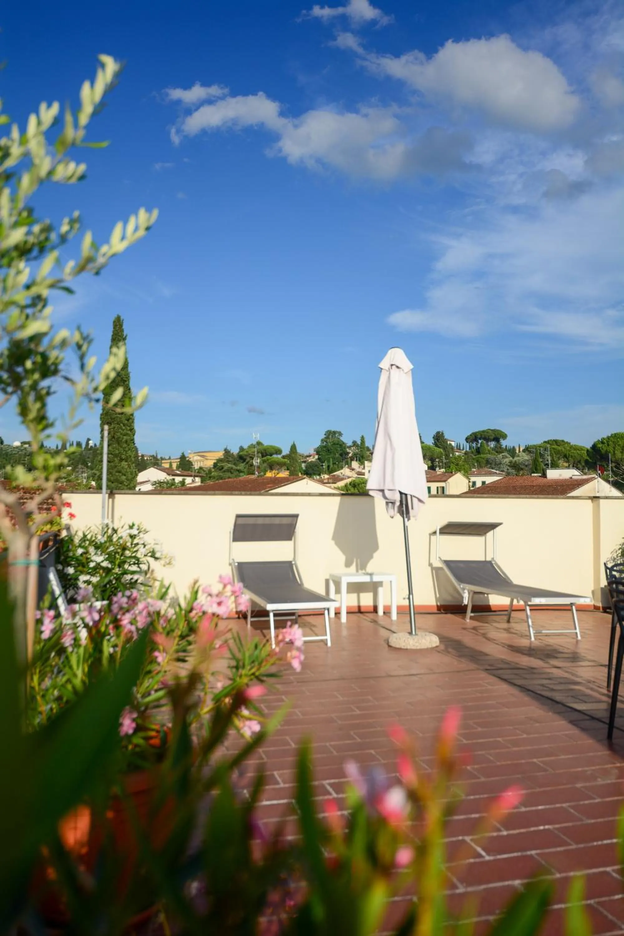 Solarium in Villa Gelsomino Garden