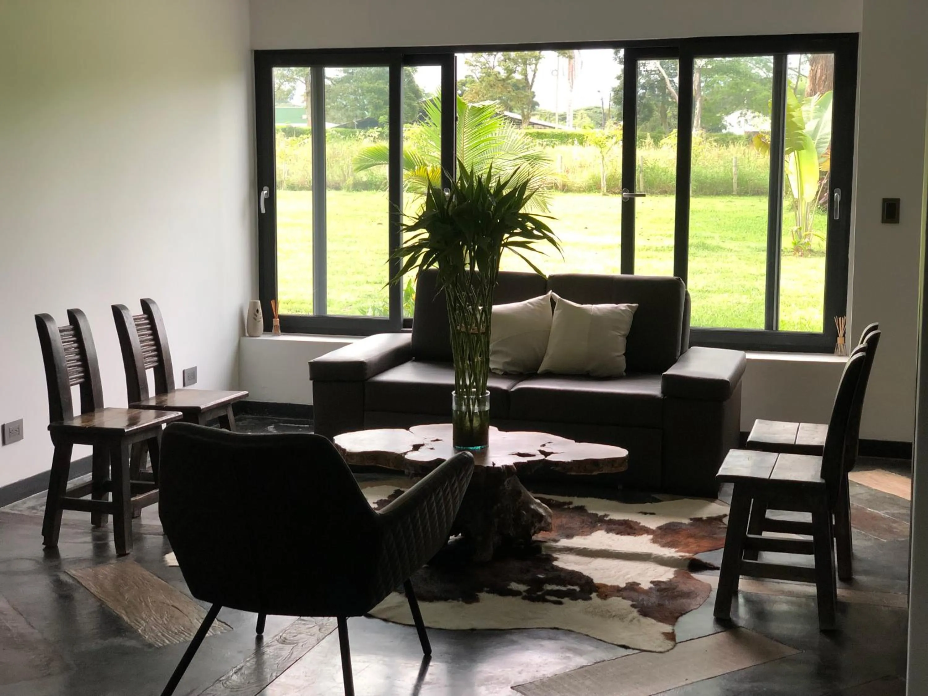 Photo of the whole room in Finca Hotel Brasilia