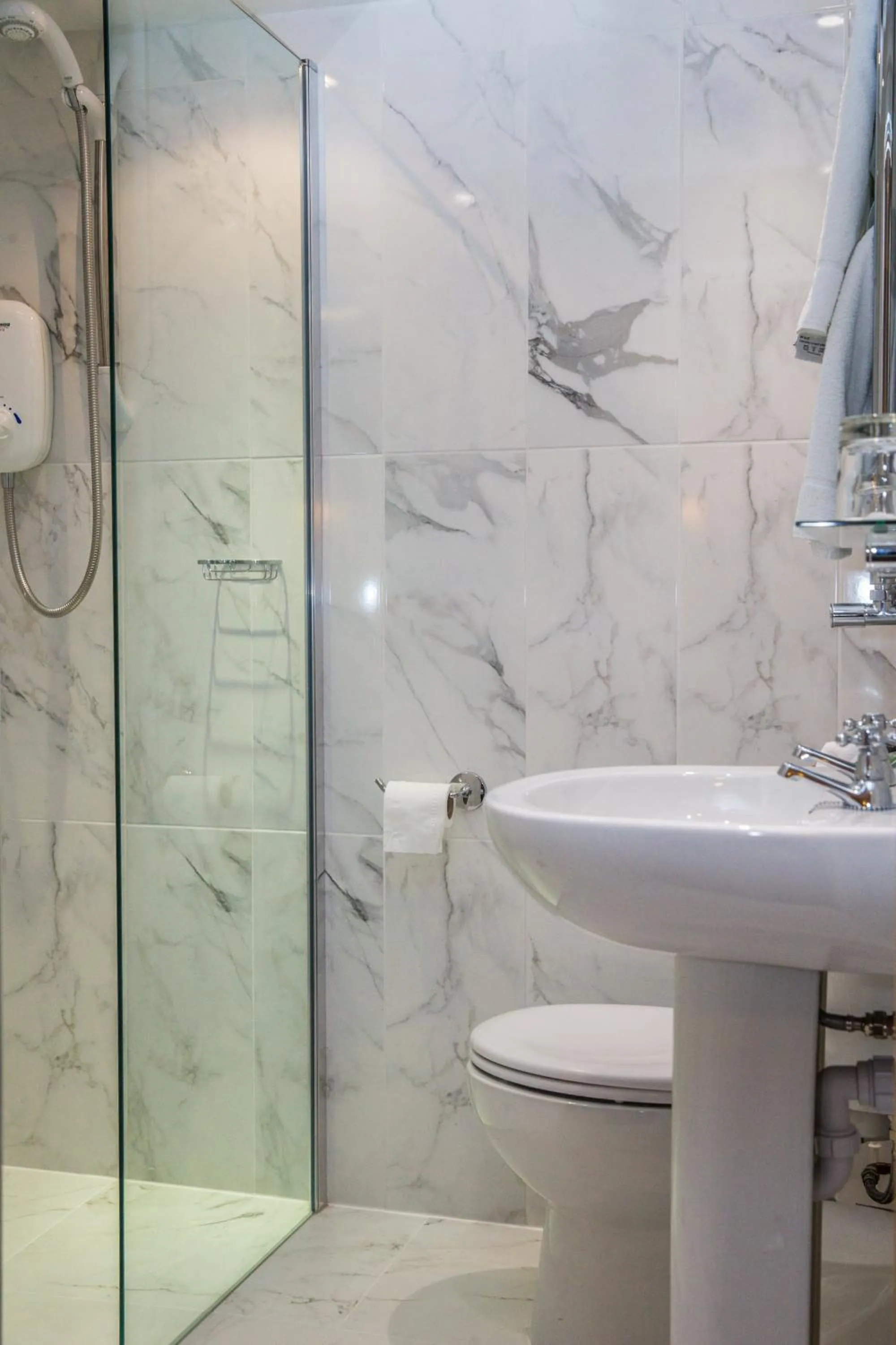 Bathroom in The Old Fourpenny Hotel