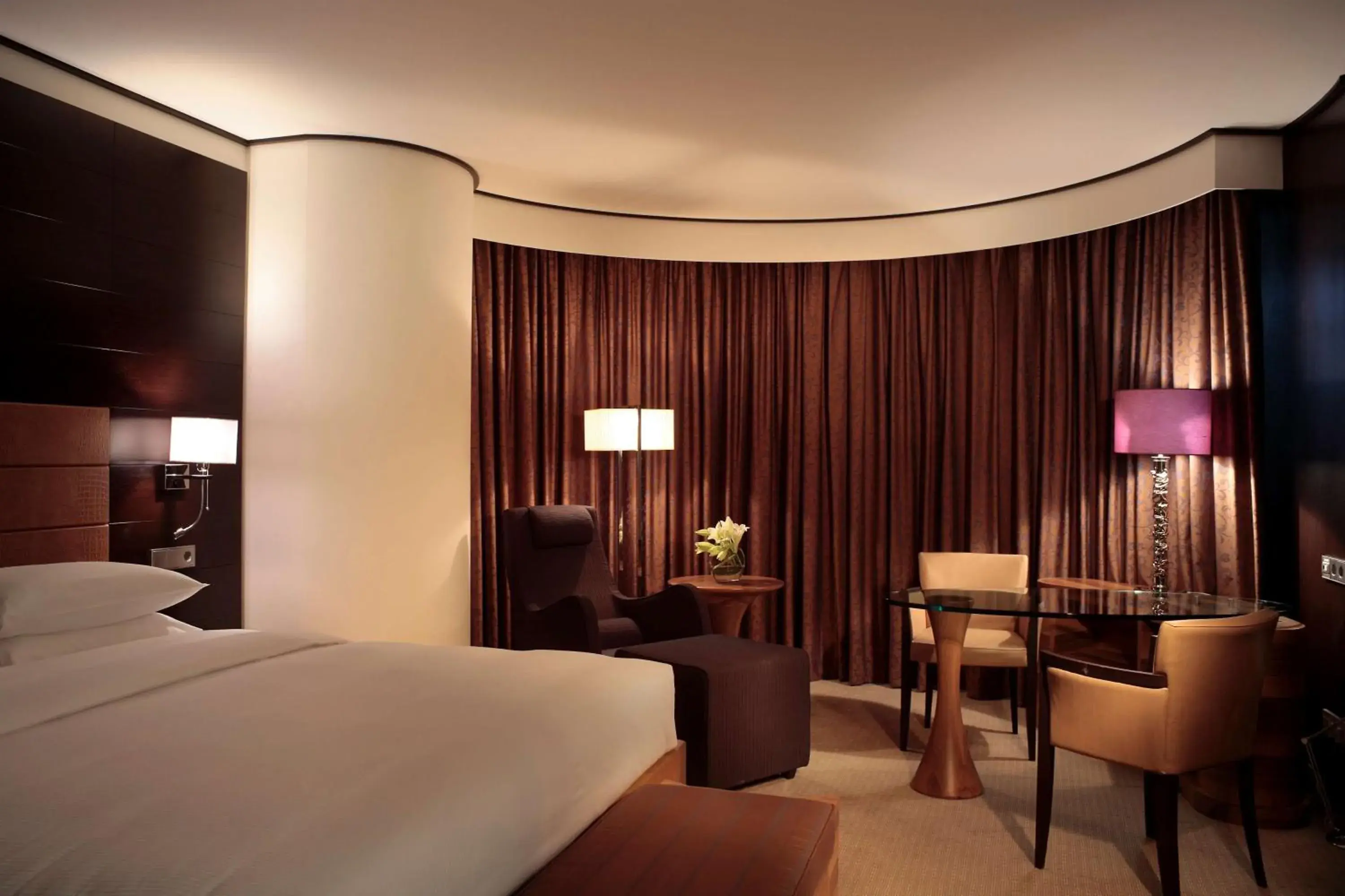 Photo of the whole room, Bed in Hyatt Regency Kyiv Photo of the whole room, Bed in Hyatt Regency Kyiv