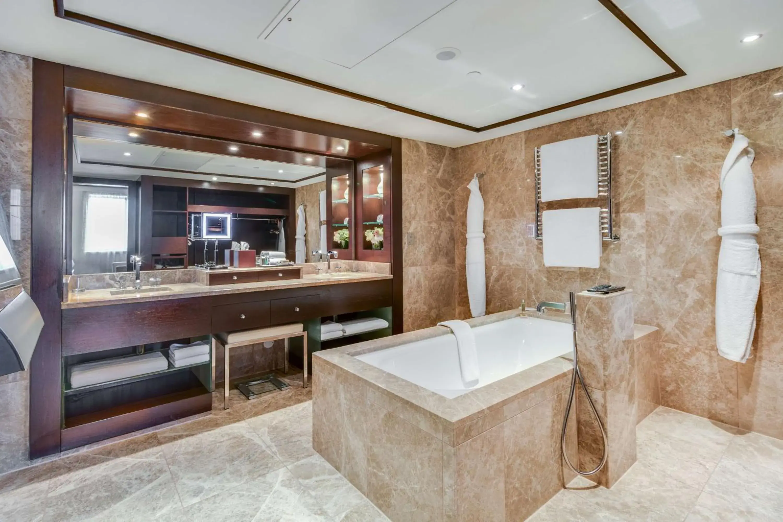 Photo of the whole room in Hyatt Regency Kyiv Photo of the whole room in Hyatt Regency Kyiv