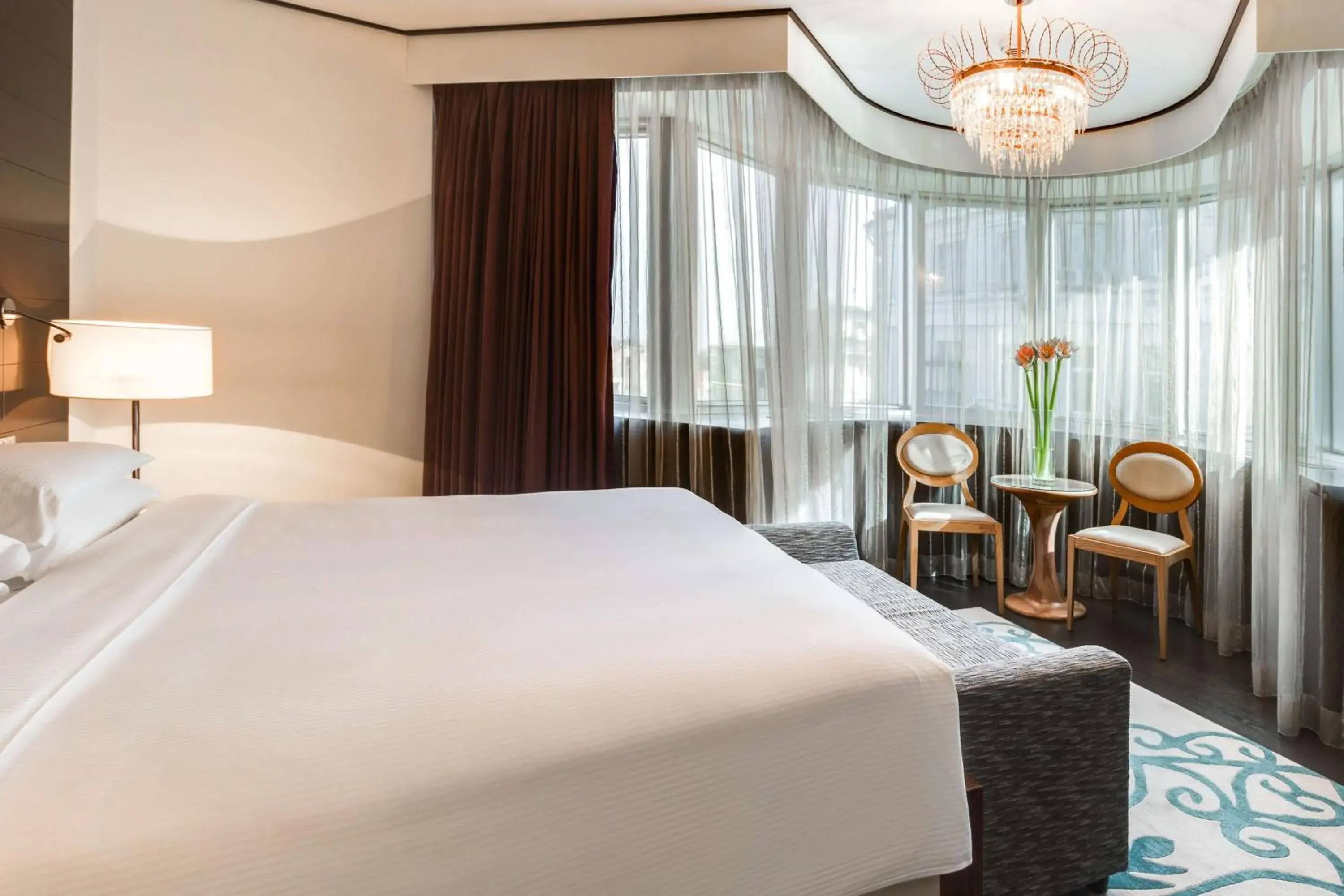 Photo of the whole room, Bed in Hyatt Regency Kyiv Photo of the whole room, Bed in Hyatt Regency Kyiv