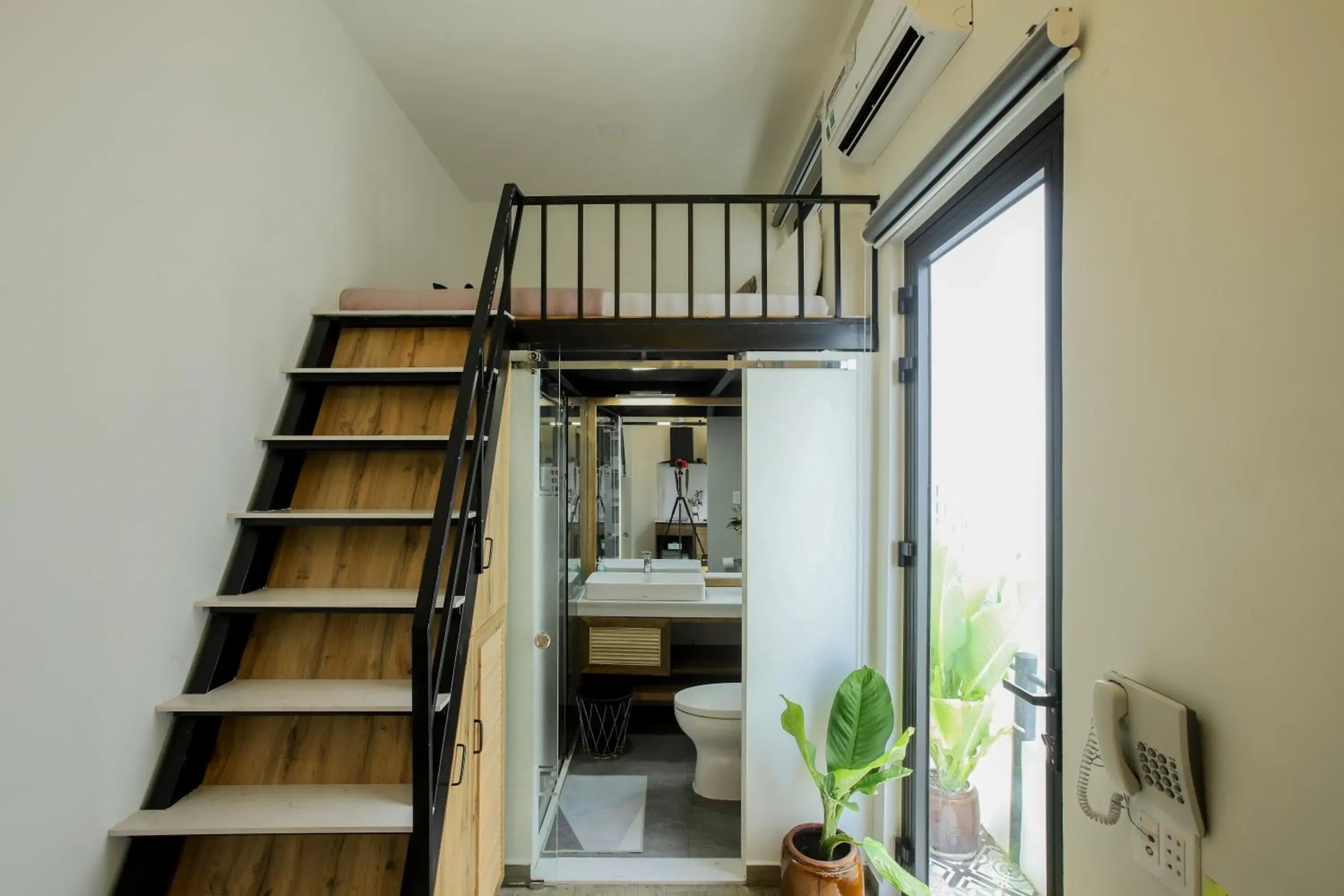 Bed in Magnolia's Can Tho Bed in Magnolia's Can Tho