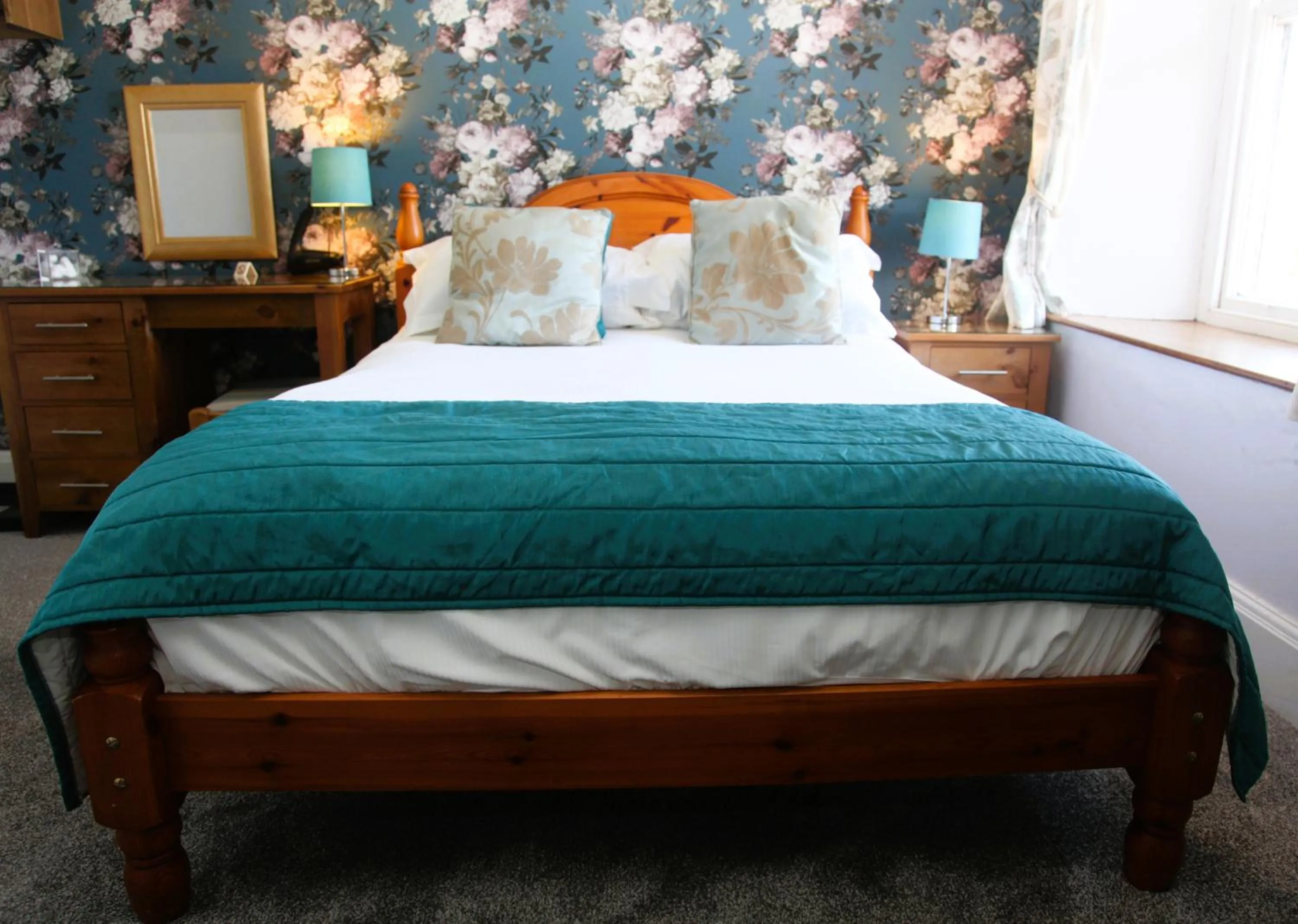 Bed in Kirkwood Guest House