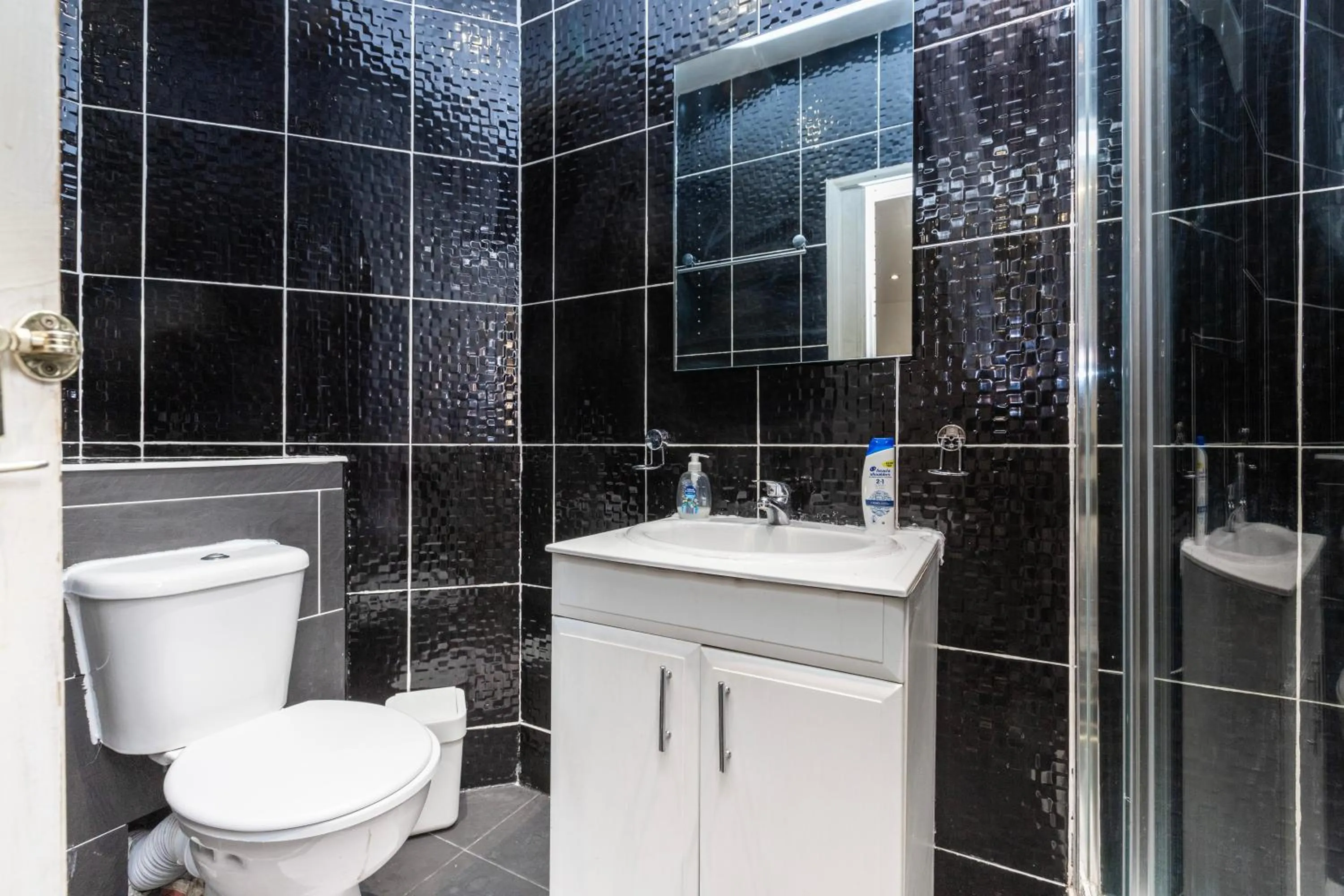 Hyde Park Rooms & Apartments