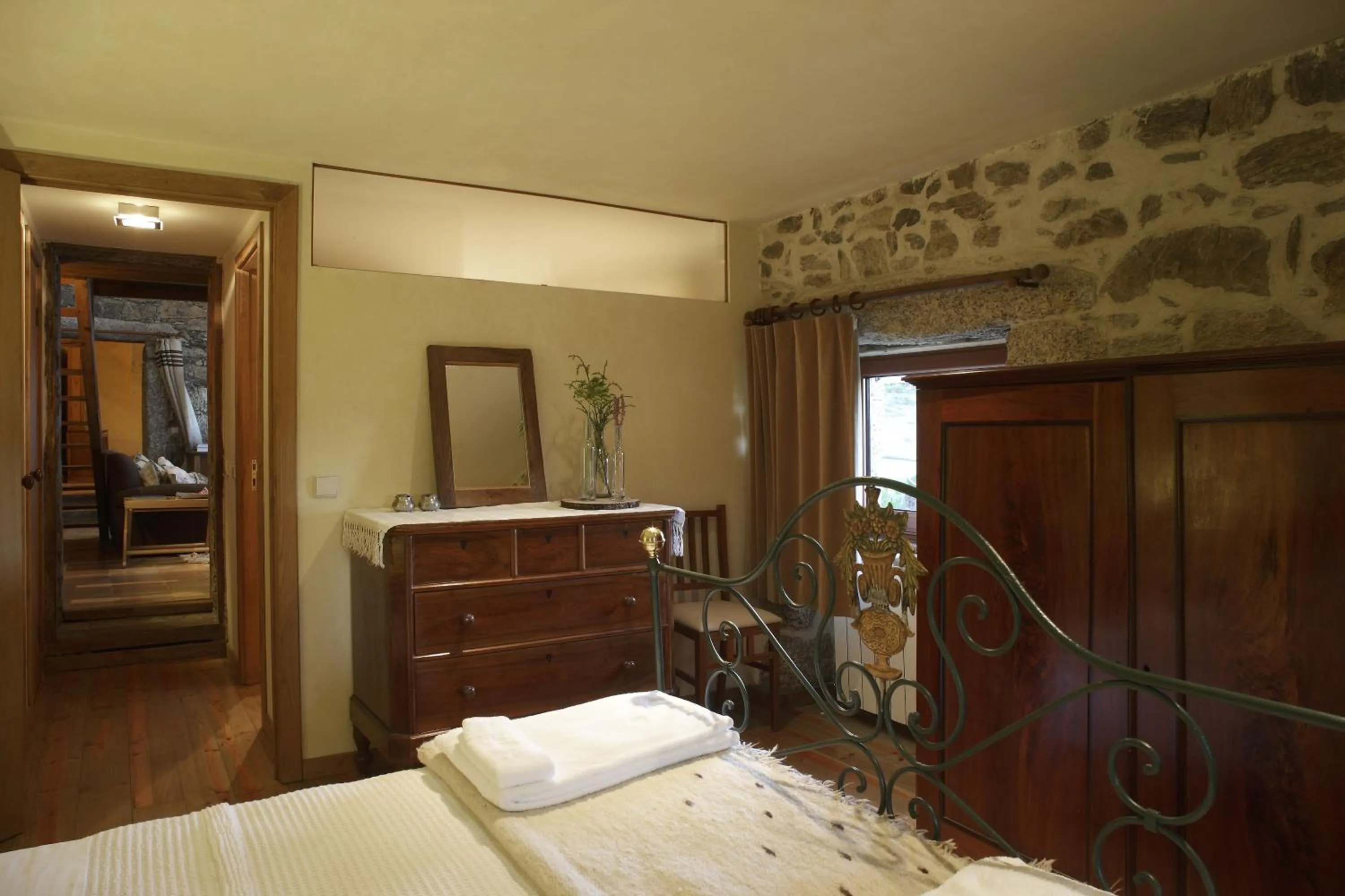 Spring, Bed in Quinta do Rapozinho