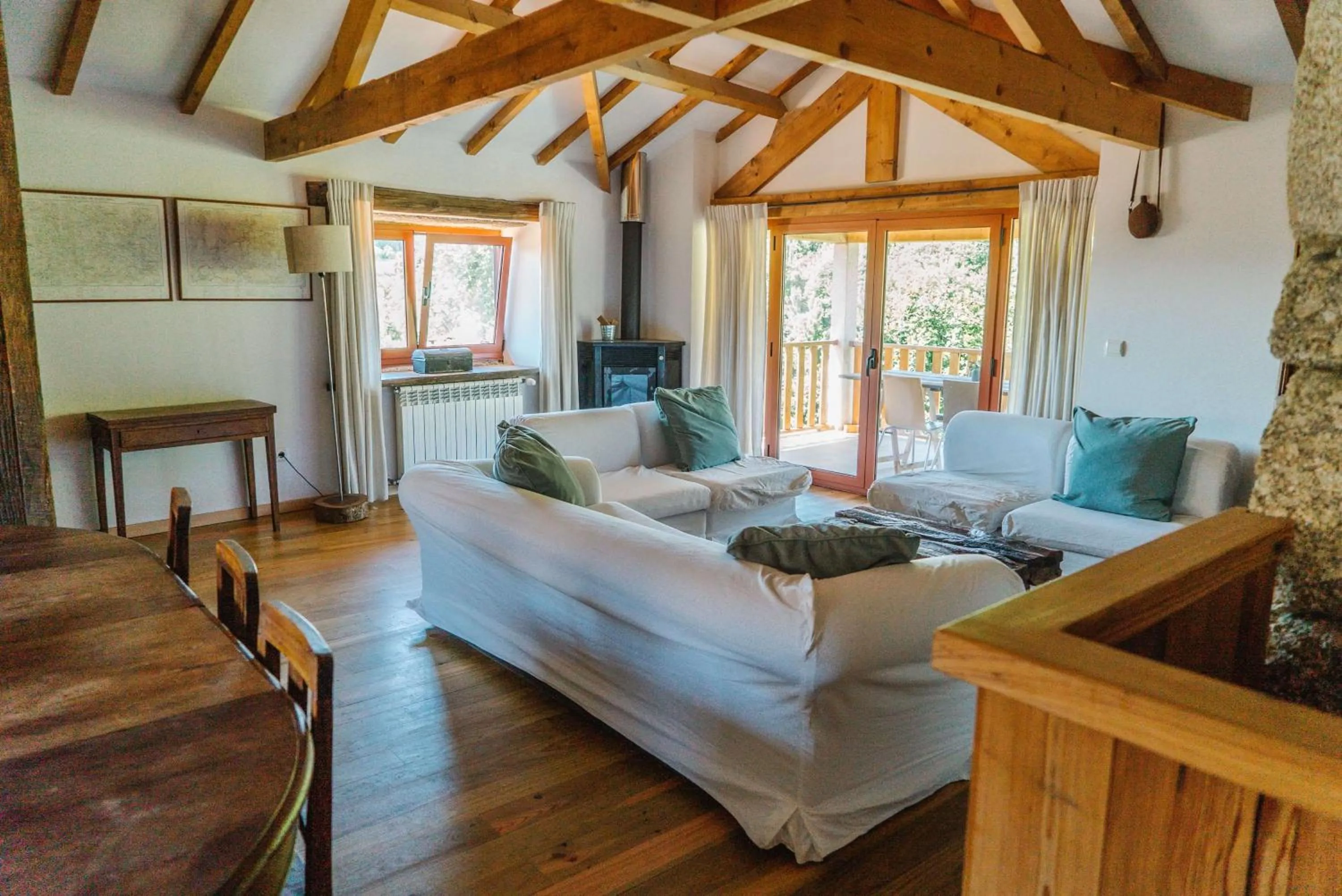 Living room, Bed in Quinta do Rapozinho