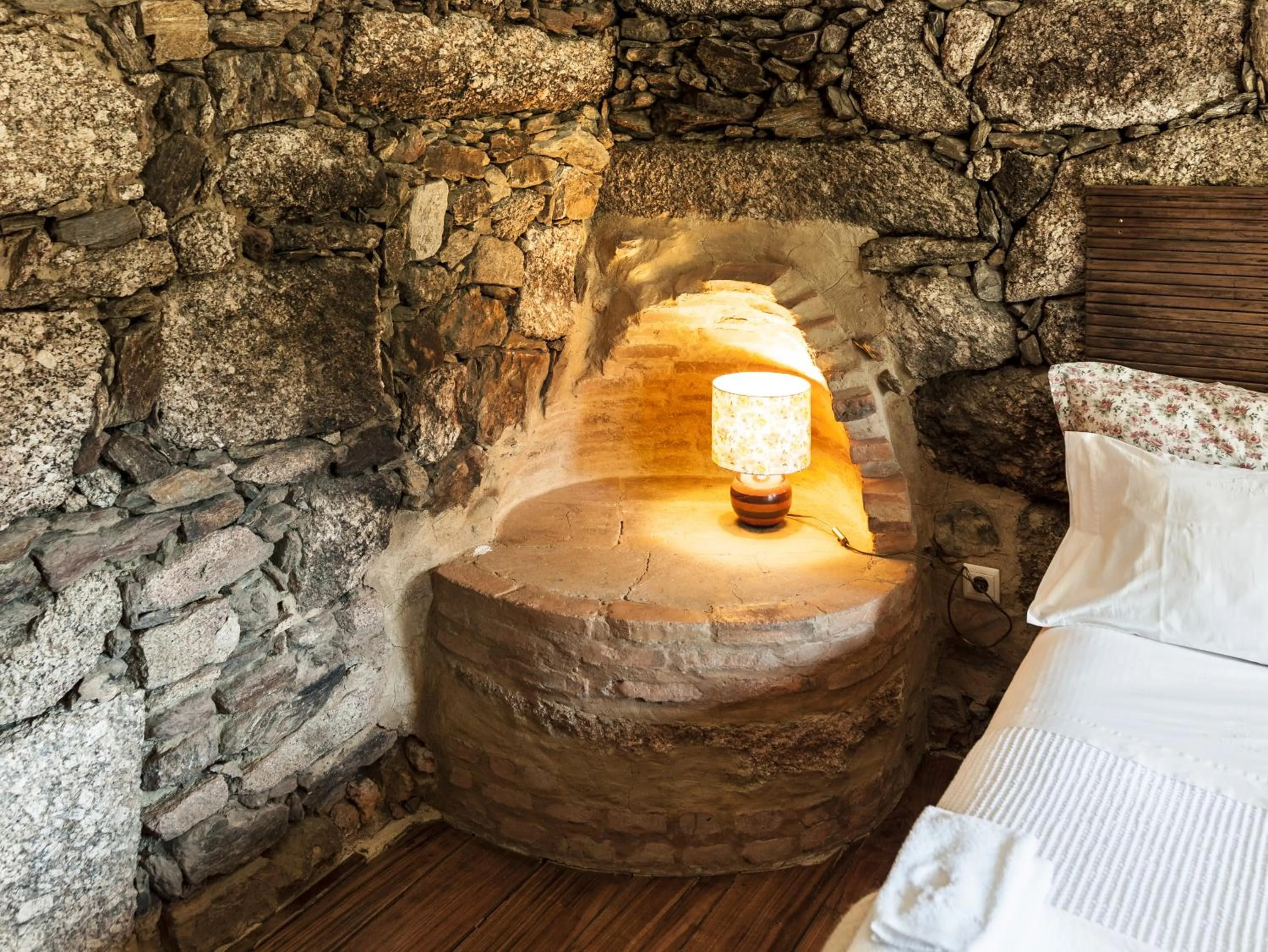 Decorative detail, Bed in Quinta do Rapozinho