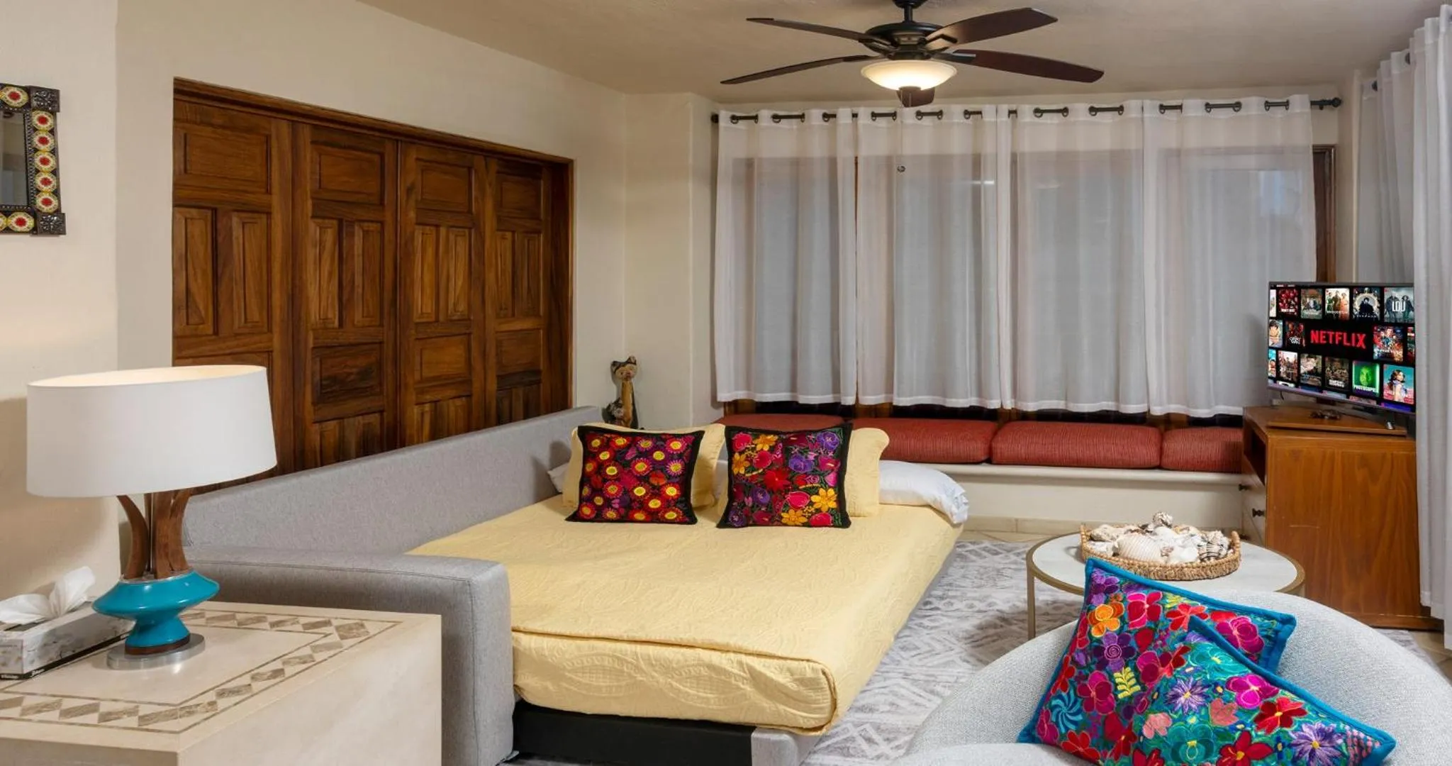 Bed in Ocean Front, 3 bedroom, 3 bathroom, Casa Natalia, Playa Esmeralda