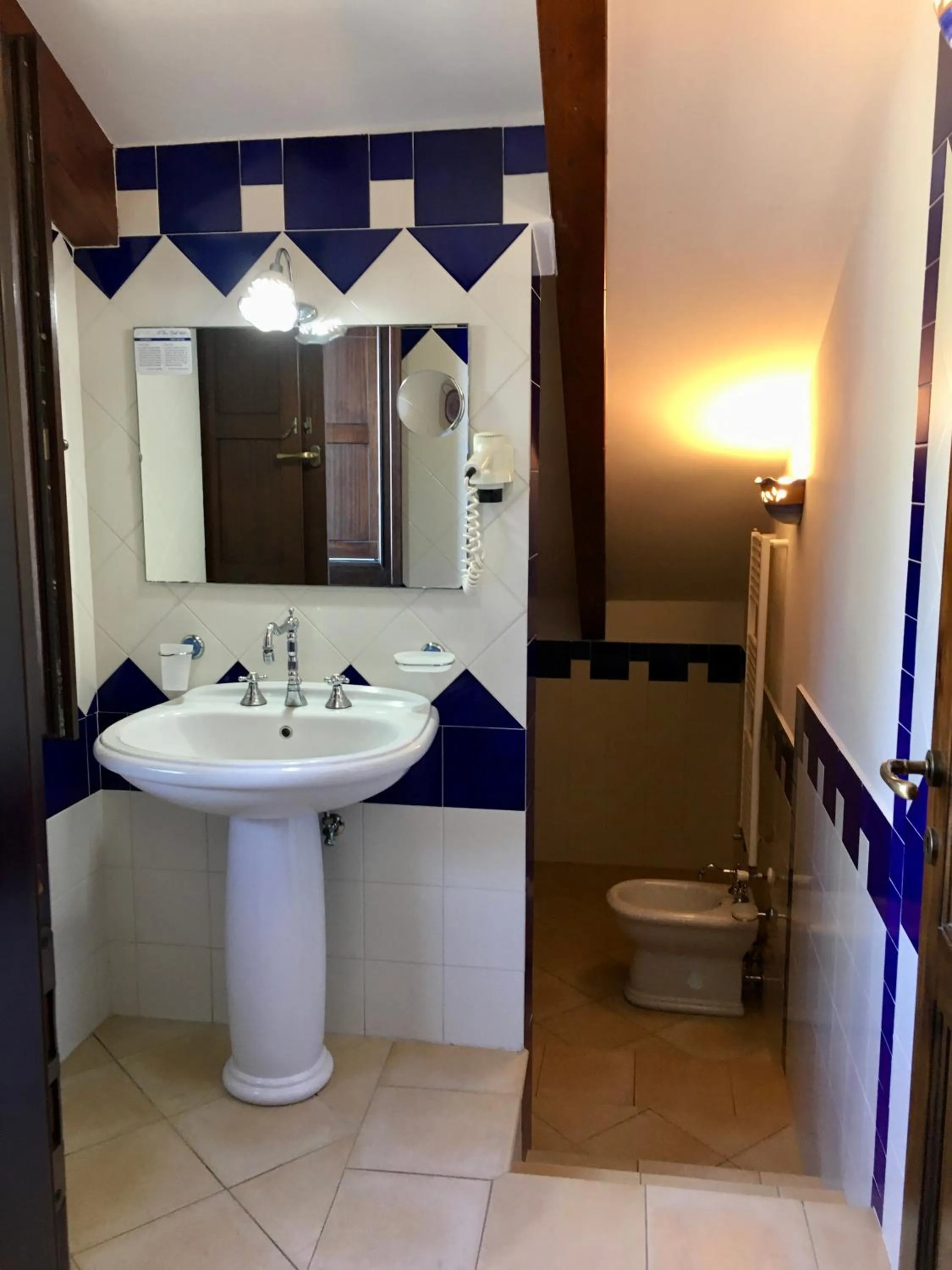 Bathroom in L'Eco dell'800
