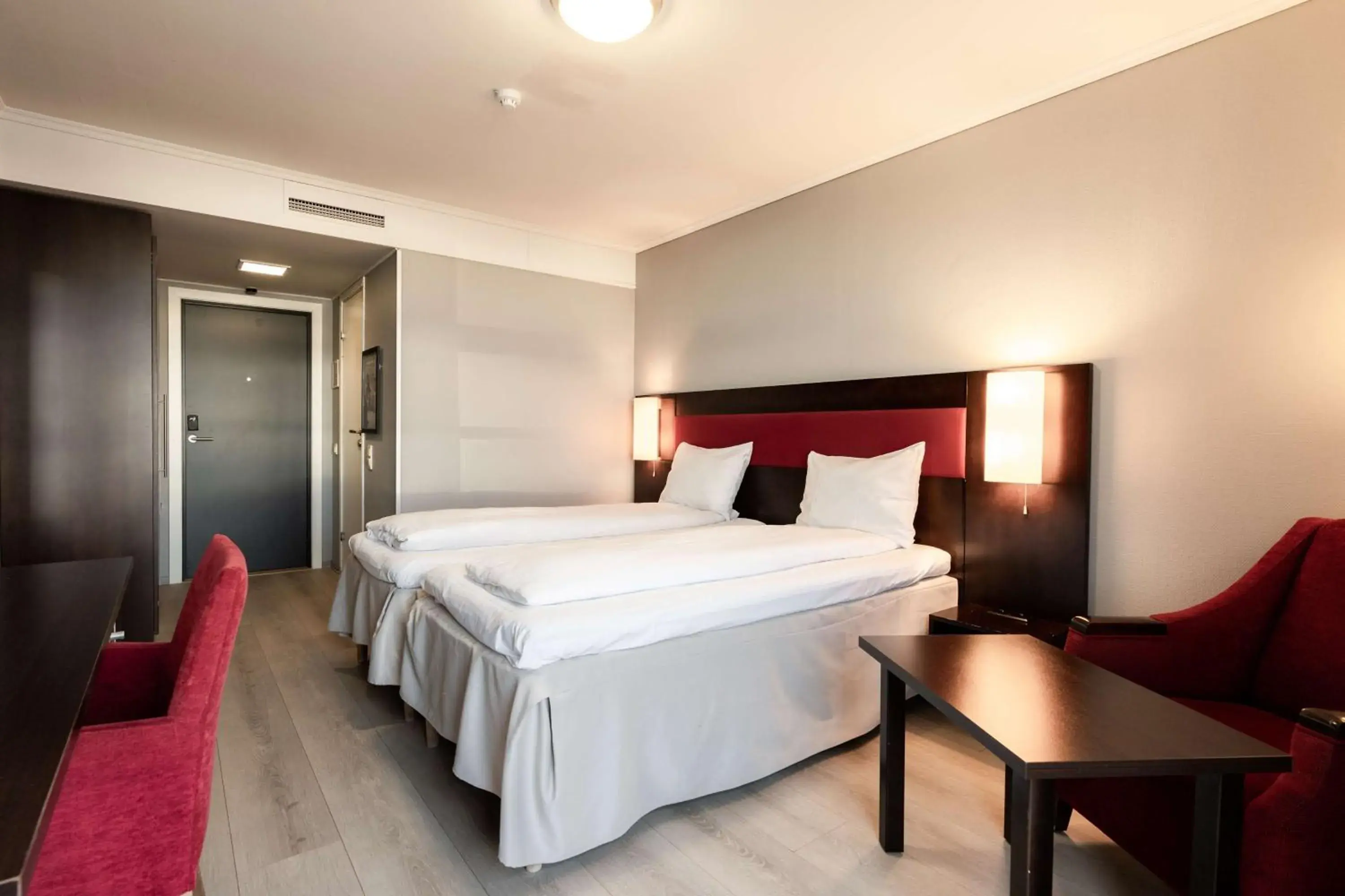 Bedroom, Bed in Scandic Kristiansund Bedroom, Bed in Scandic Kristiansund
