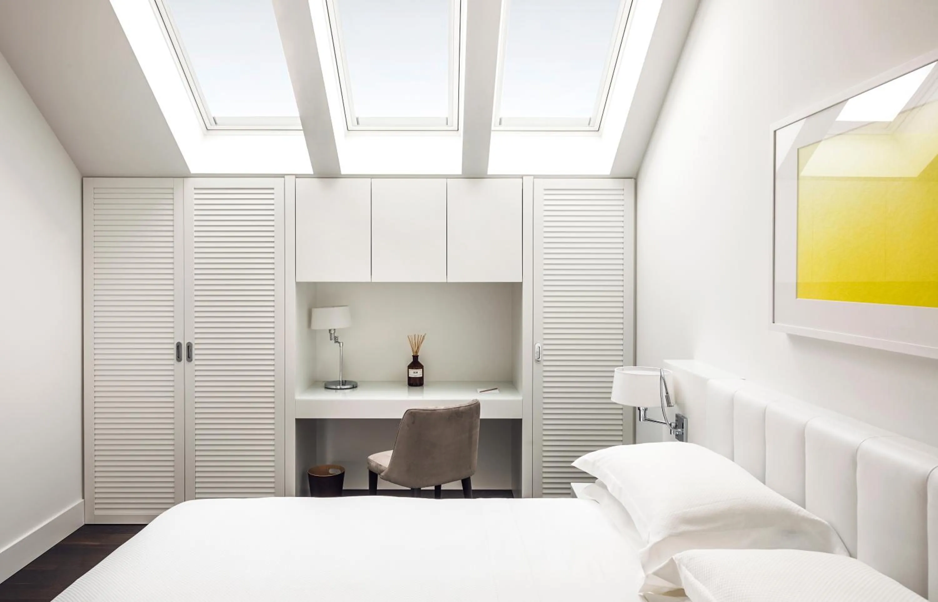 Photo of the whole room, Bed in Magna Pars l'Hotel à Parfum