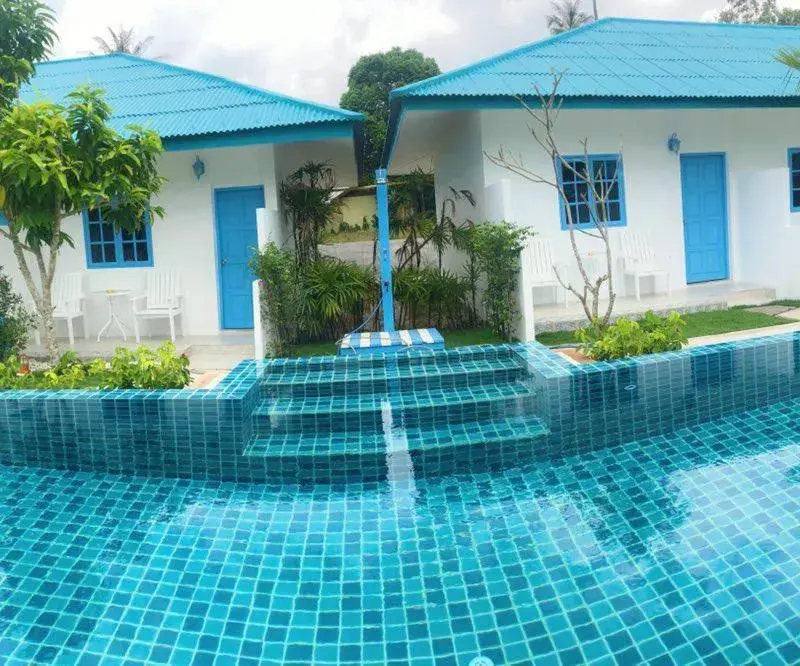 Pool view in March Samui Resort Pool view in March Samui Resort