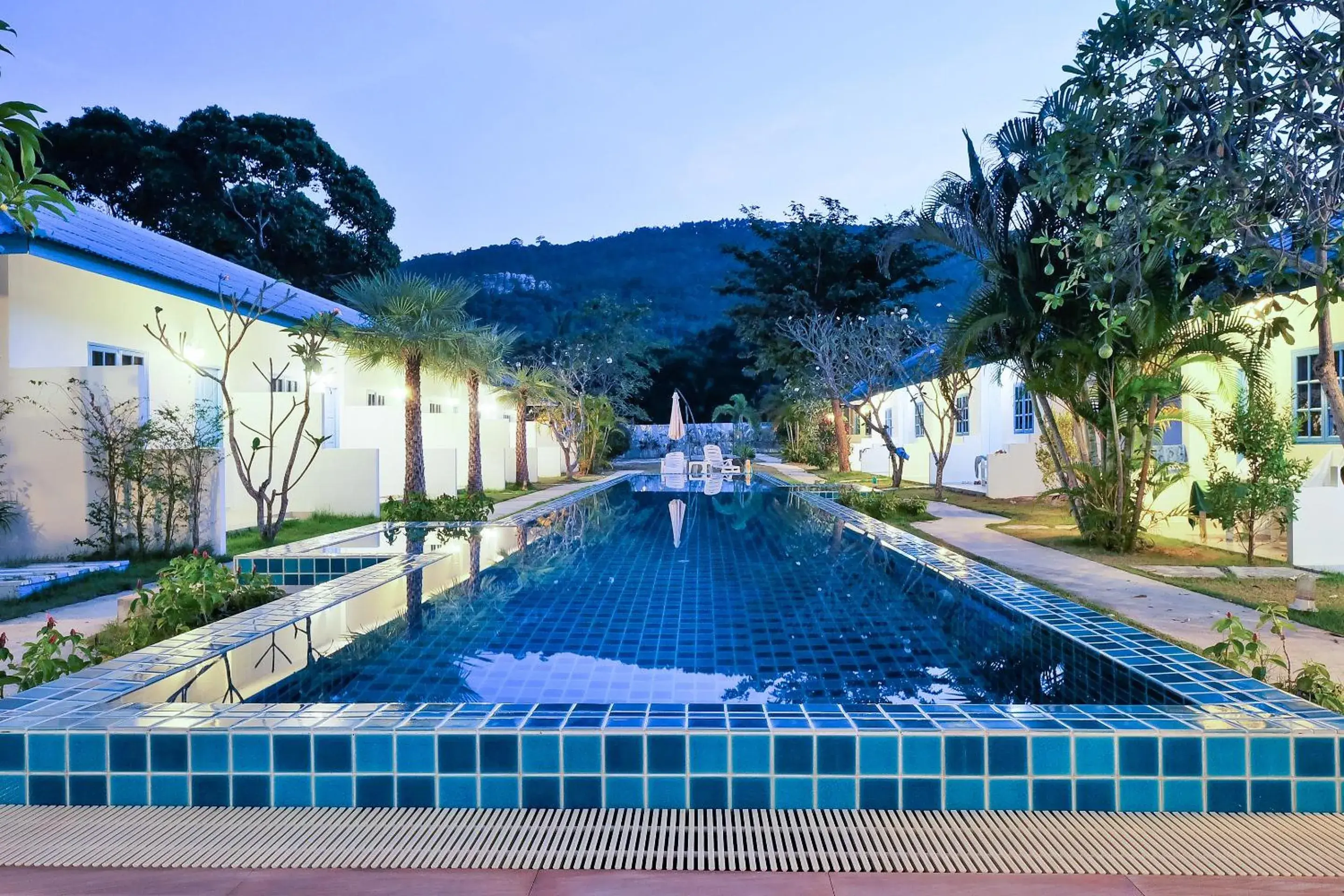 Swimming pool in March Samui Resort Swimming pool in March Samui Resort