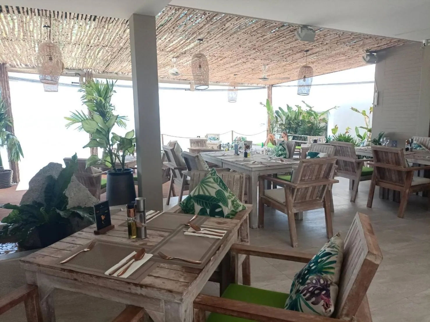 Restaurant/places to eat in March Samui Resort