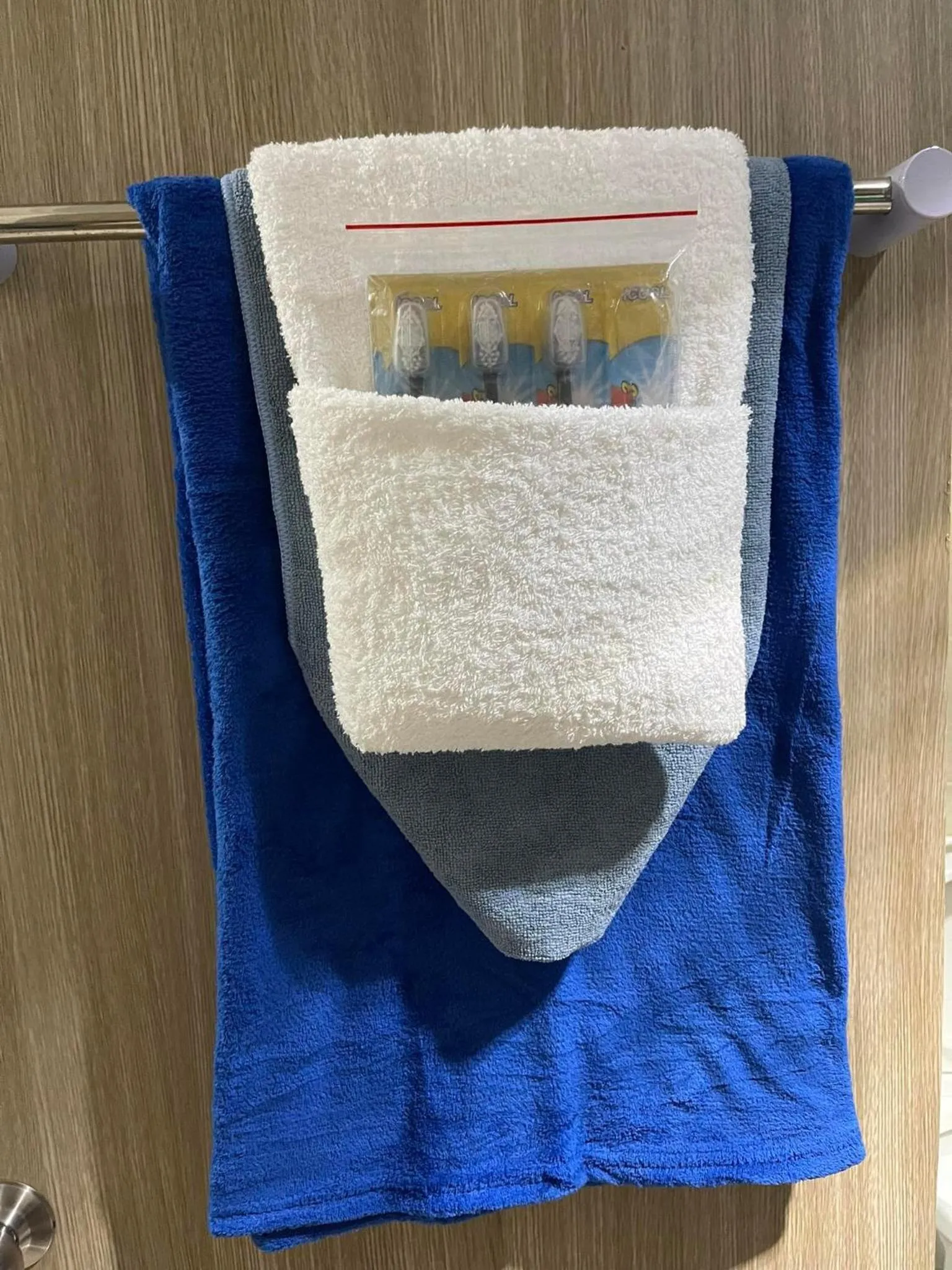 towels in Shore Residences, Mall Of Asia Complex Stayction by PBYY