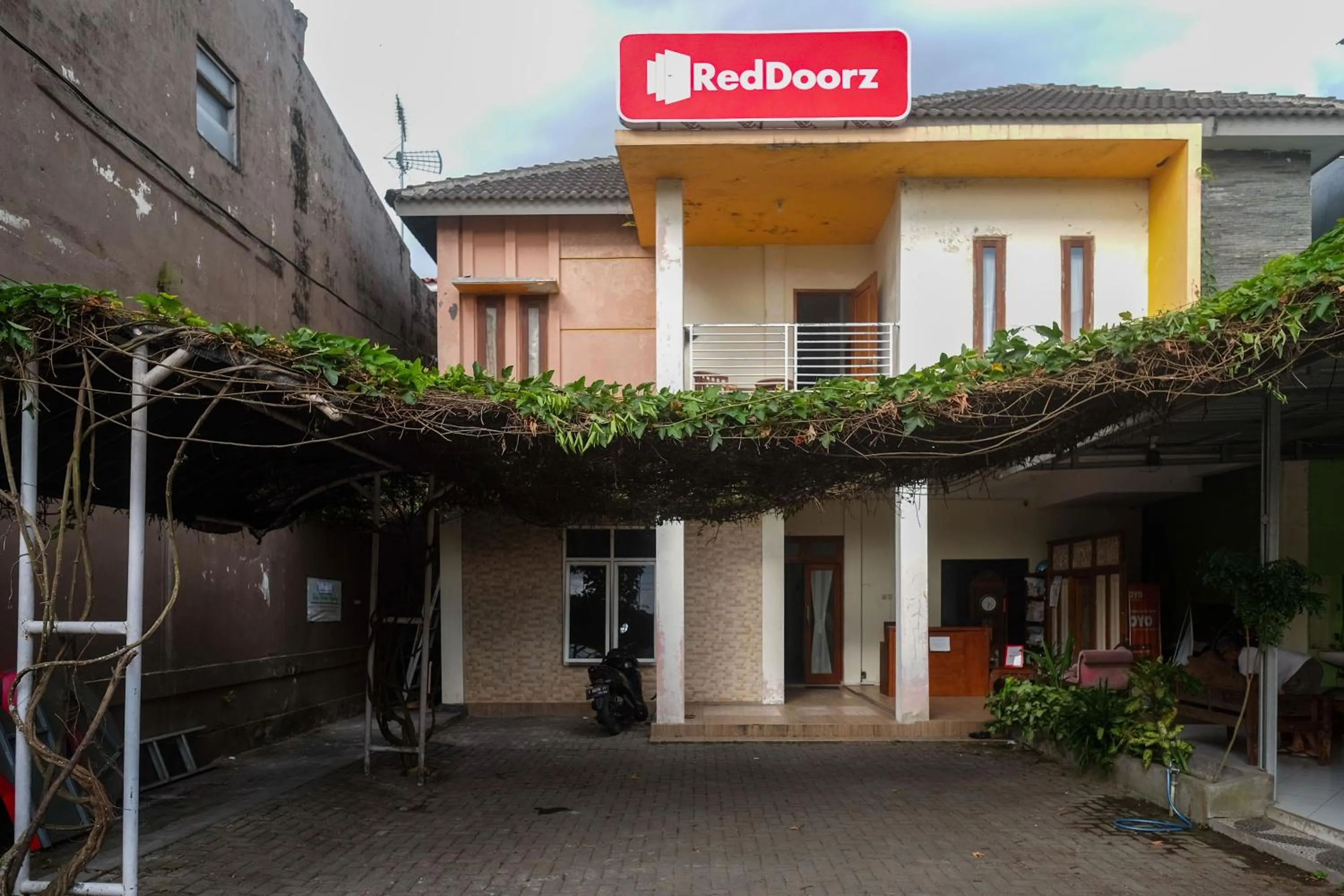 Property building in RedDoorz Syariah at Griya Hanum Condoongcatur